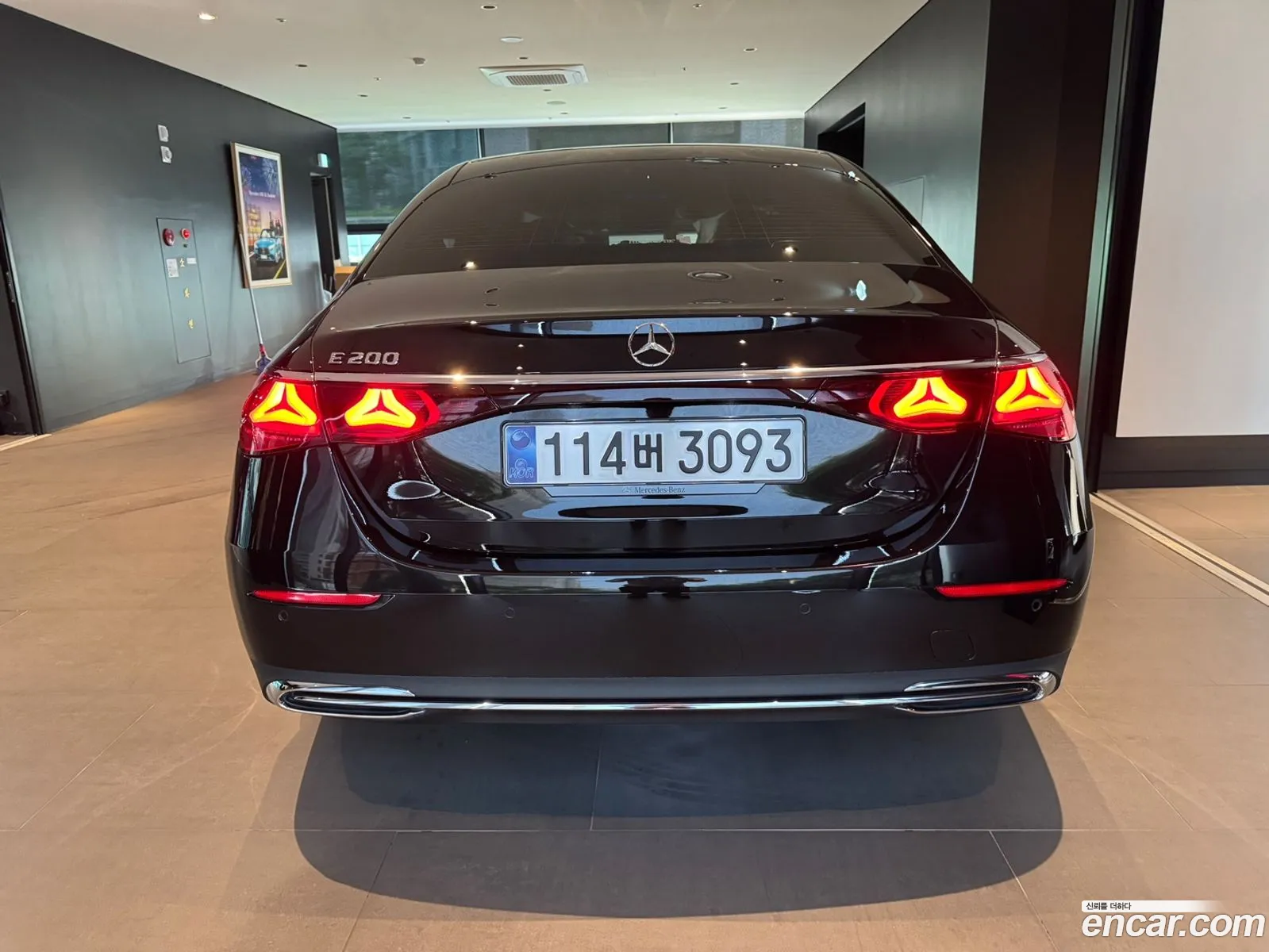 Mercedes-Benz E-Class W214 2025 — 6