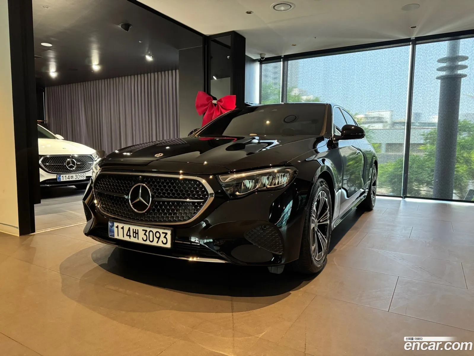 Mercedes-Benz E-Class W214 2025 — 8