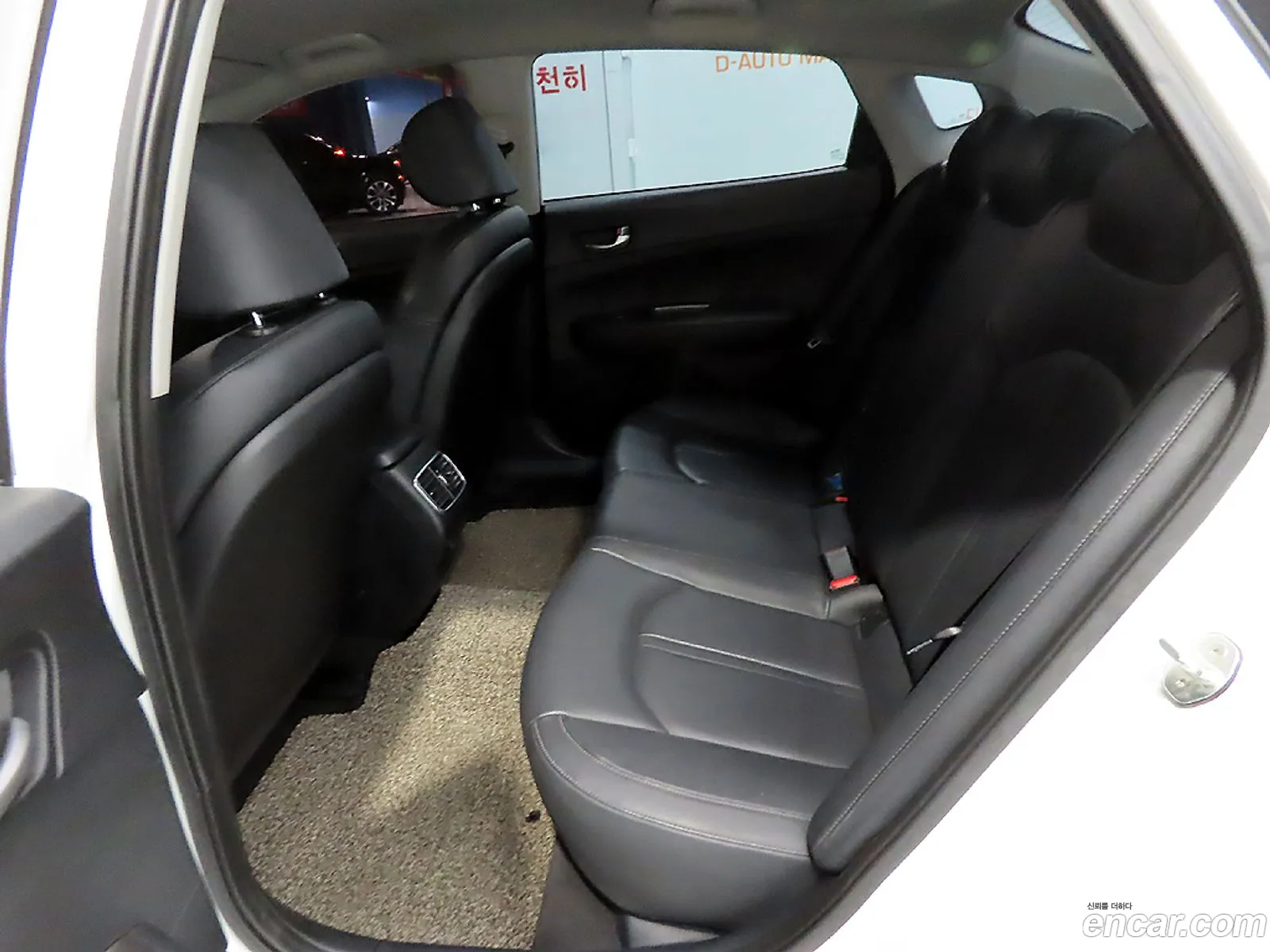 Kia K5 2018 — 16