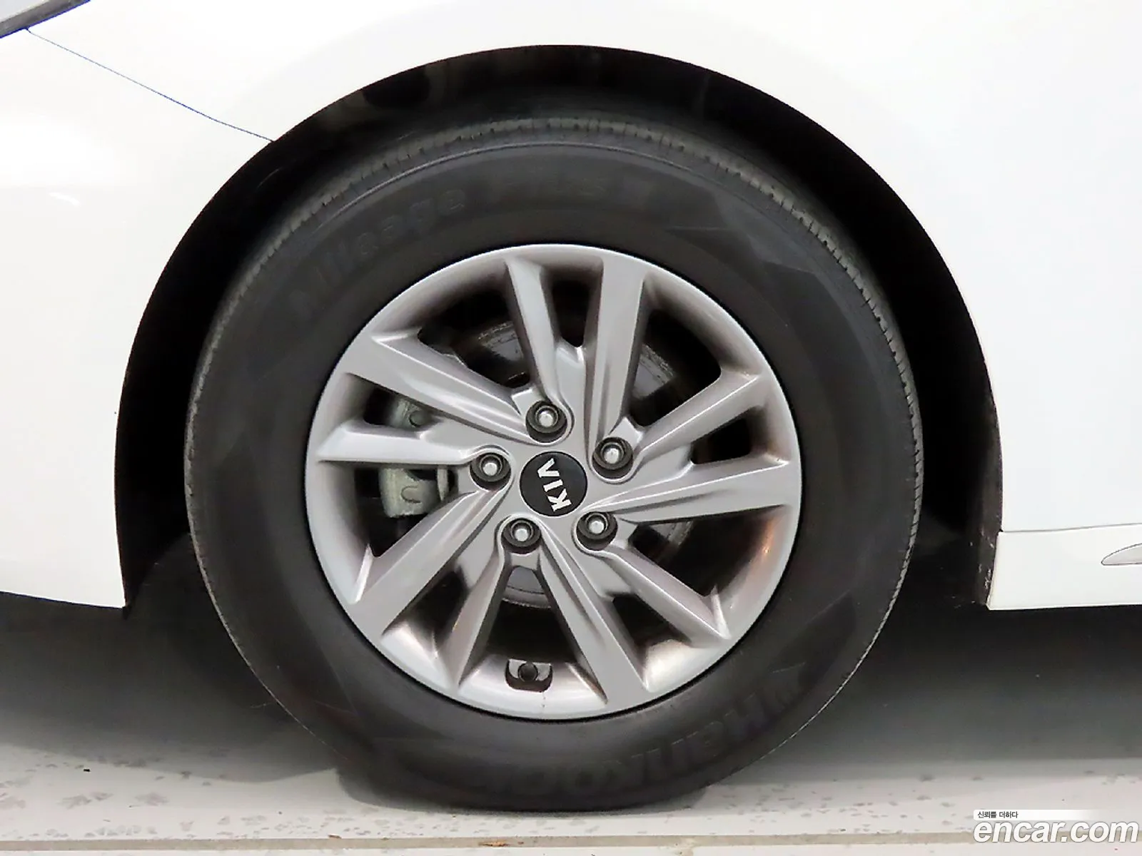 Kia K5 2018 — 2
