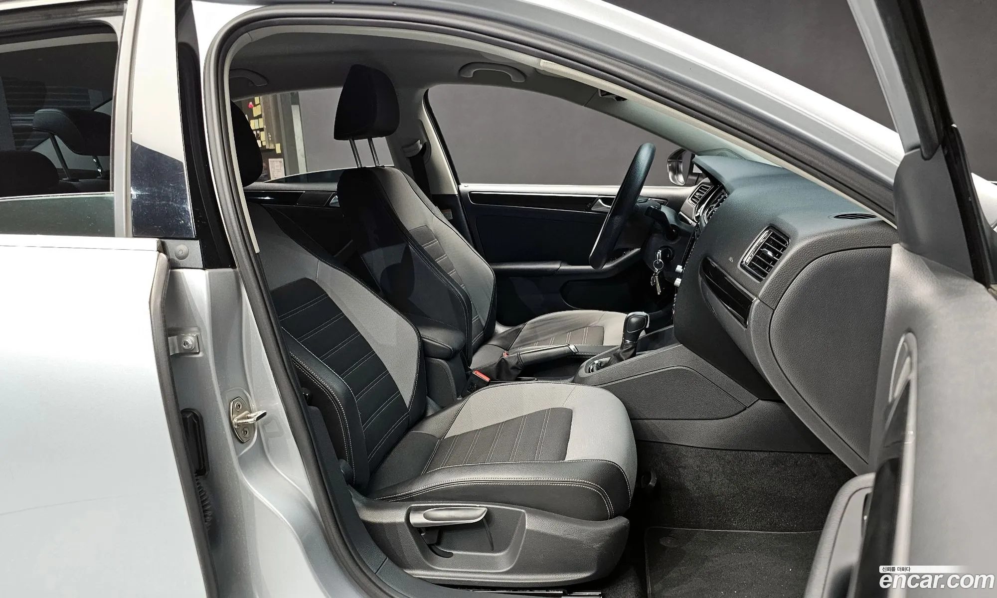 Volkswagen Jetta 2015 — 9