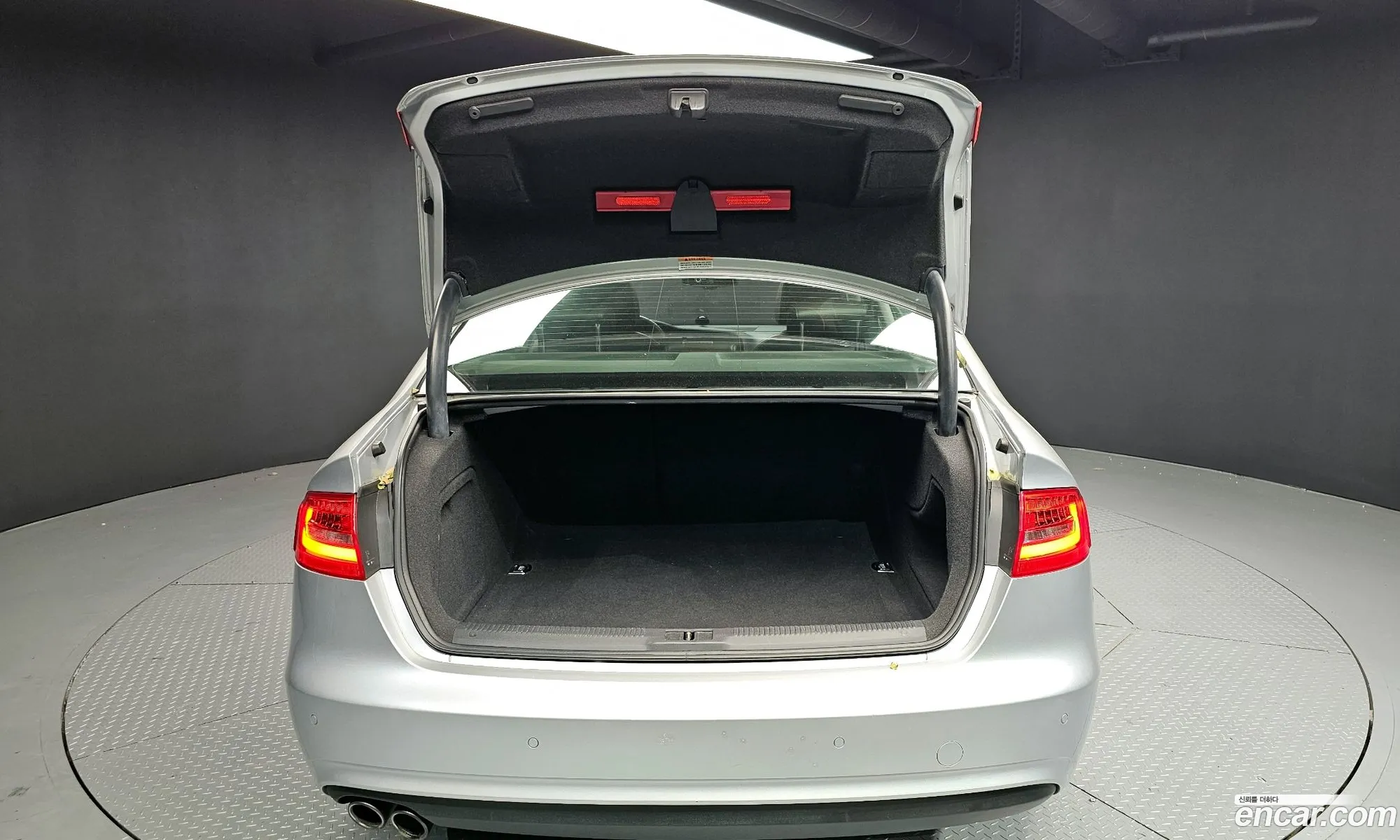 Audi A4 2013 — 3