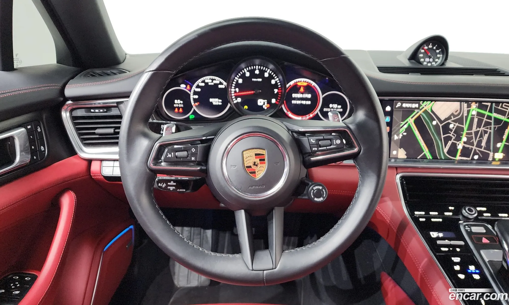 Porsche Panamera 2023 — 18