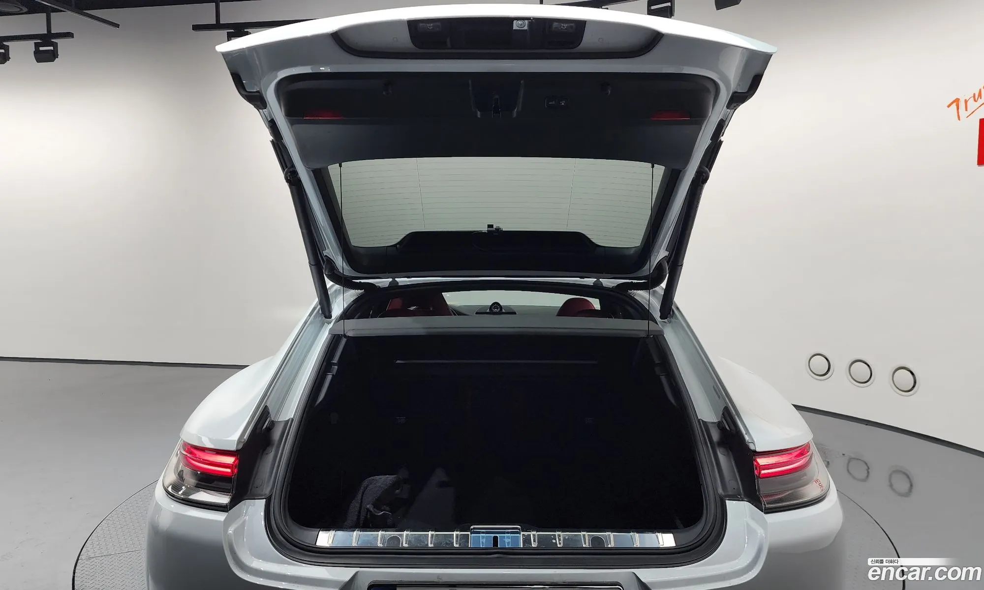 Porsche Panamera 2023 — 13
