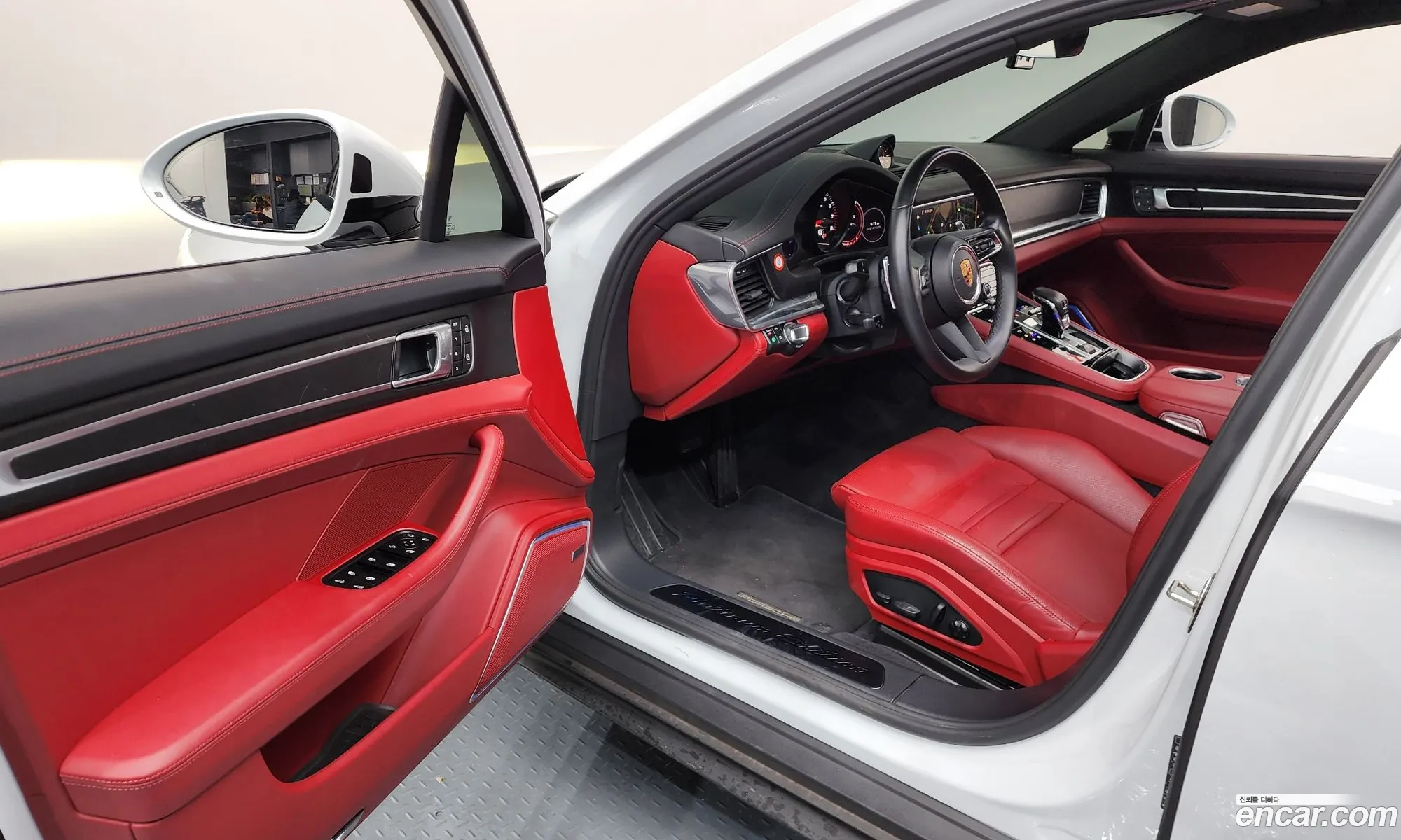 Porsche Panamera 2023 — 10