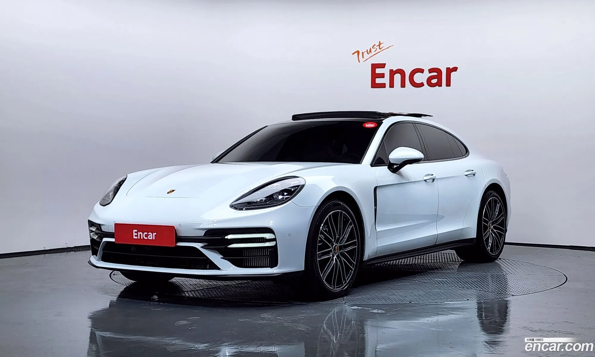 Porsche Panamera 2023 — 9