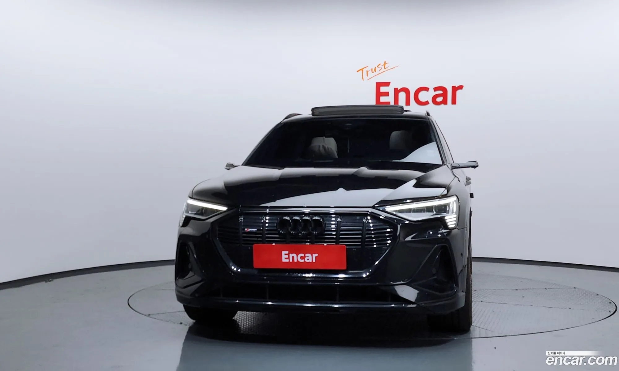 Audi e-tron 2021 11111111111111111 — 4