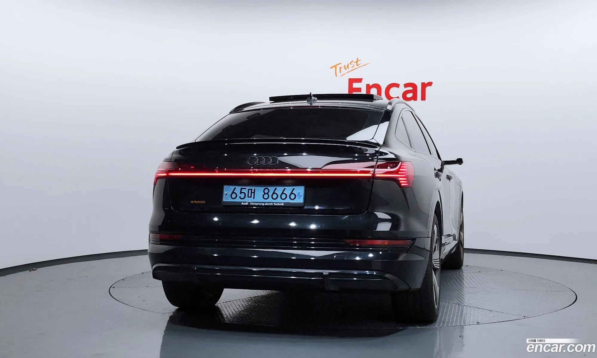 Audi e-tron 2021 11111111111111111 — 13