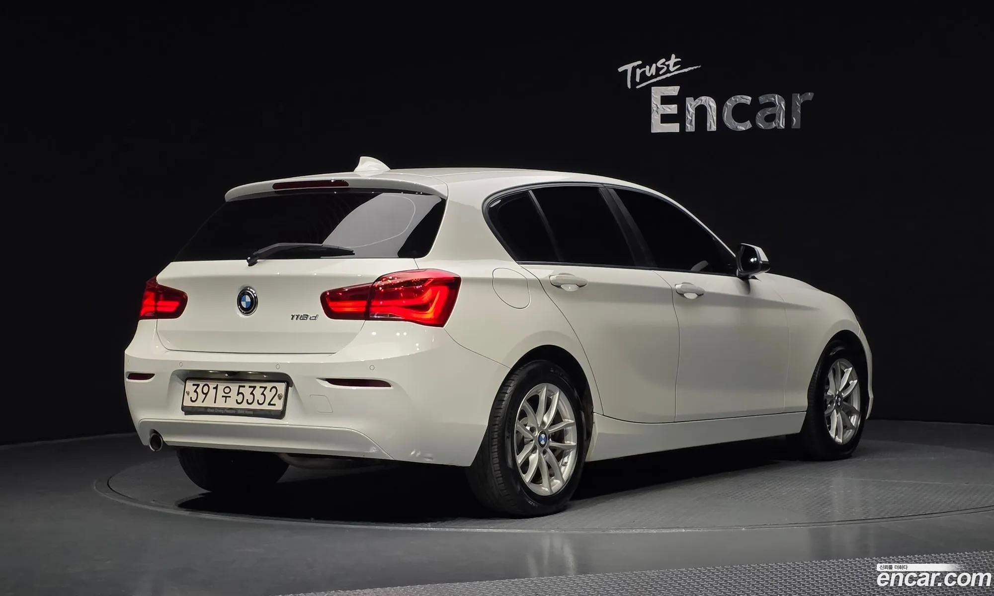 BMW 1 Series 2019 — 12