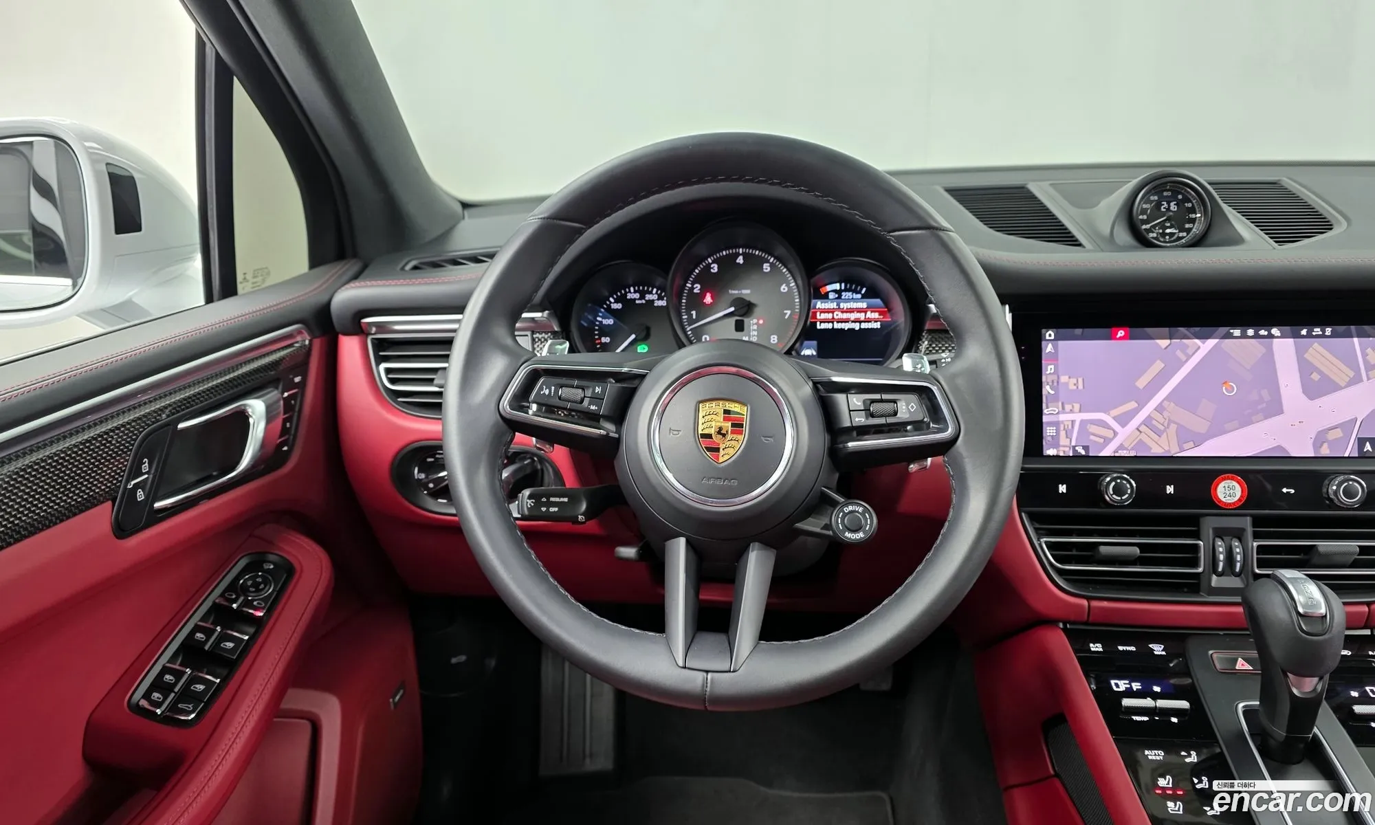 Porsche Macan 2022 WP1AG2954NLB36792 — 19
