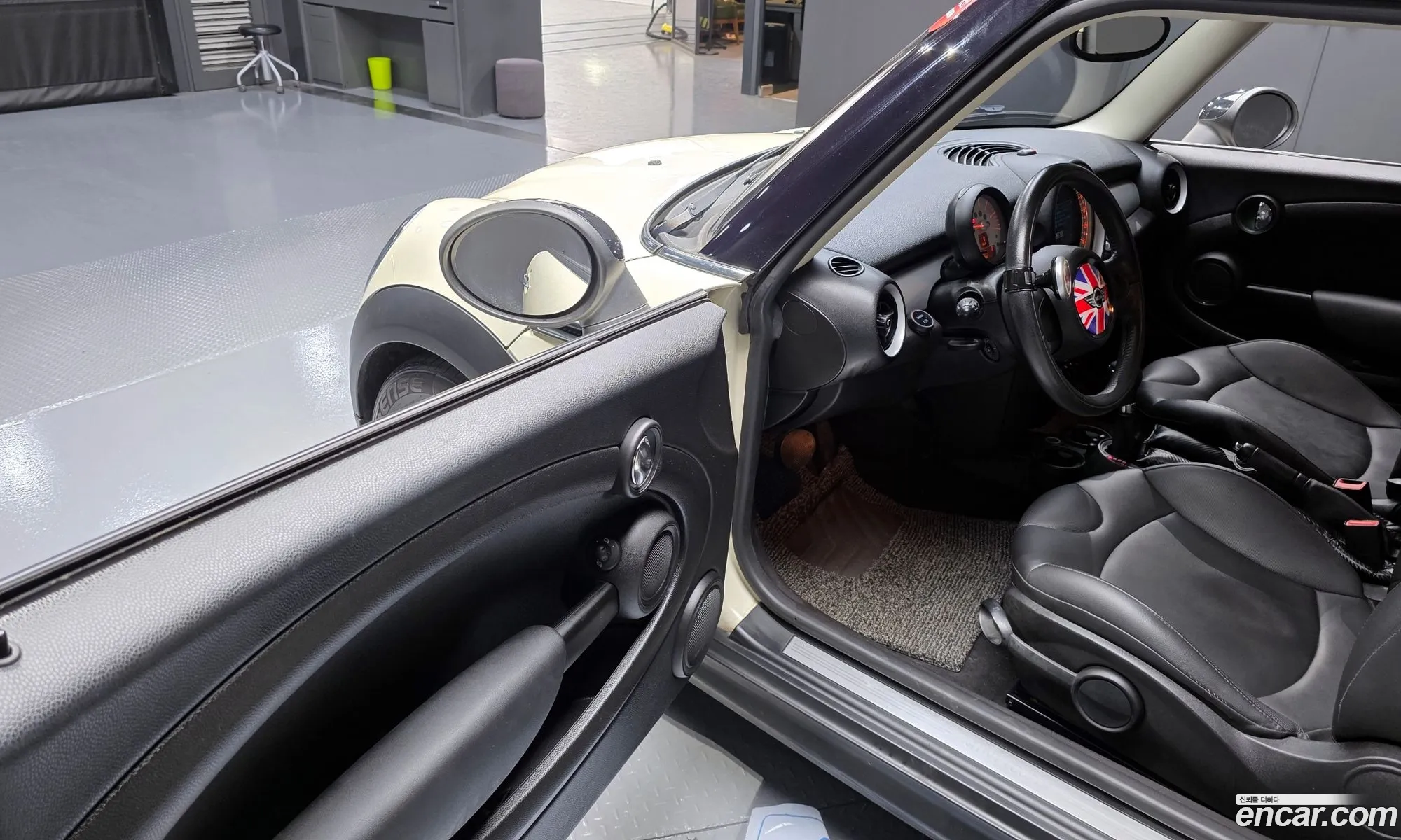 Mini Cooper D 2013 WMWSW5108DT472743 — 12