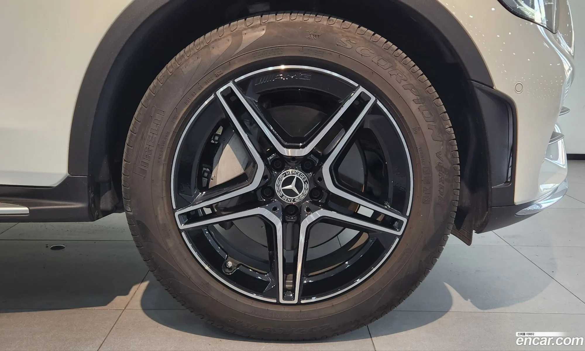 Mercedes-Benz GLC-Class X253 2023 — 11