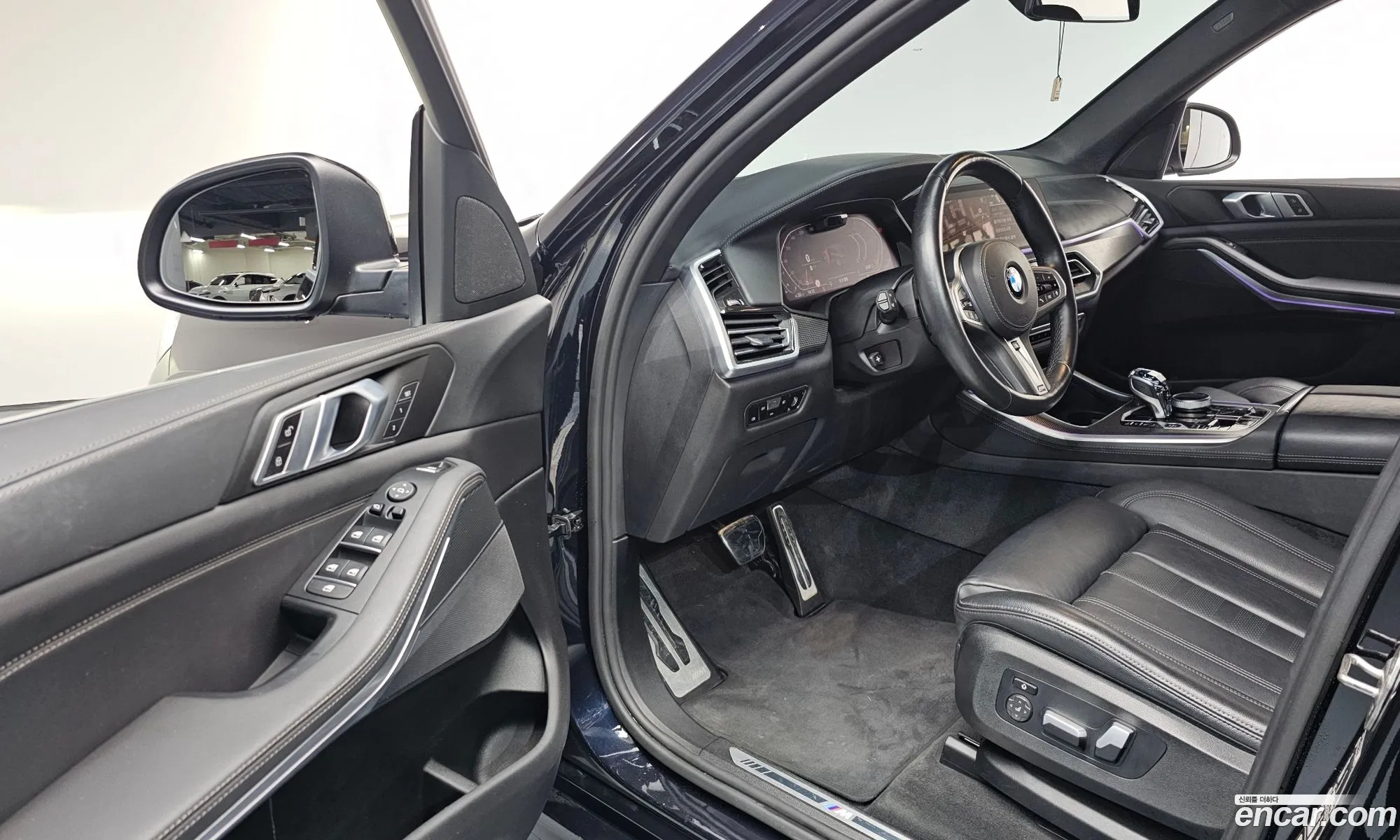BMW X5 2022 WBACR6101N9J91769 — 18