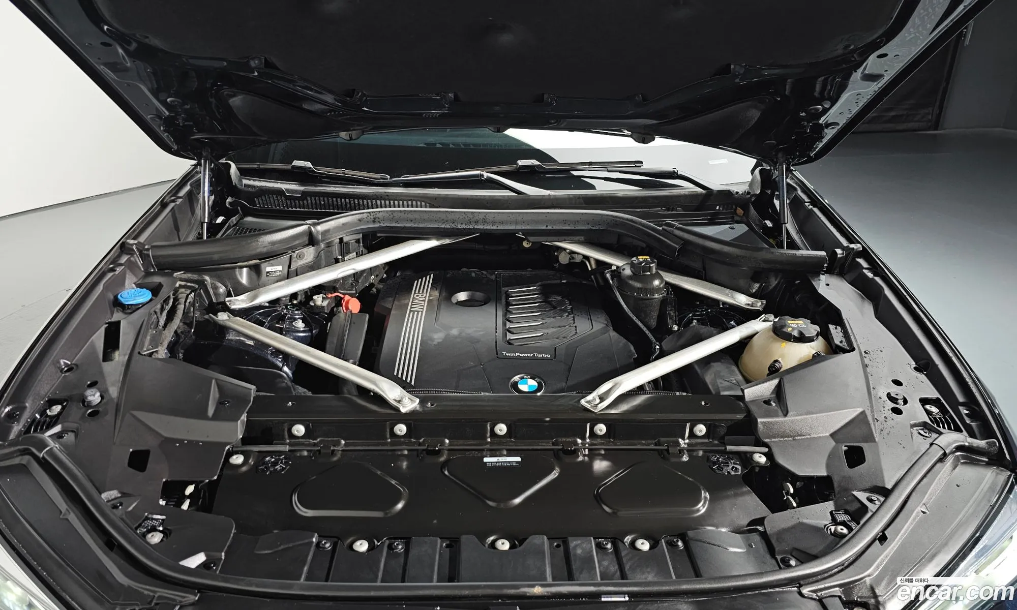 BMW X5 2022 WBACR6101N9J91769 — 16
