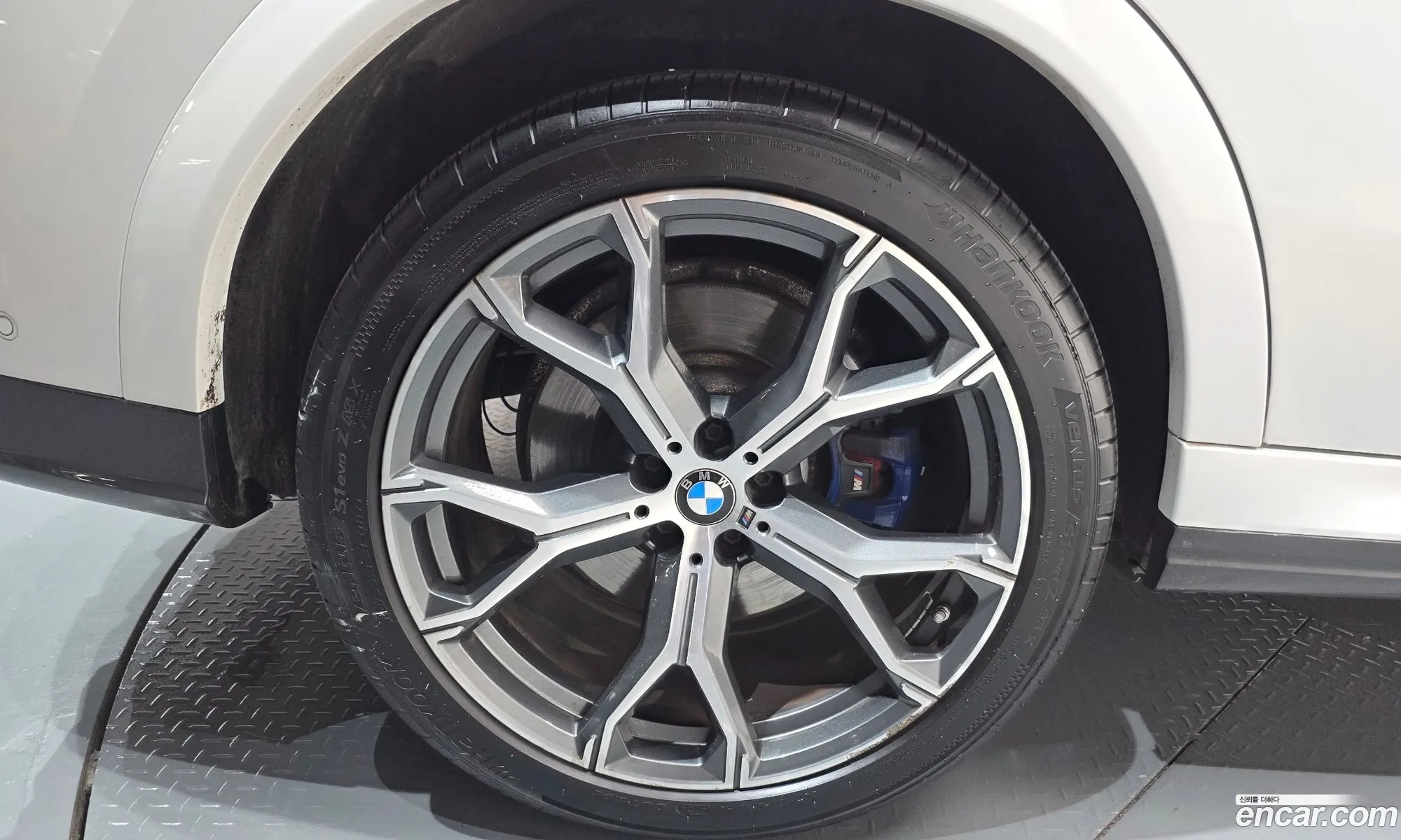 BMW X6 2020 WBACY6101M9D76408 — 6