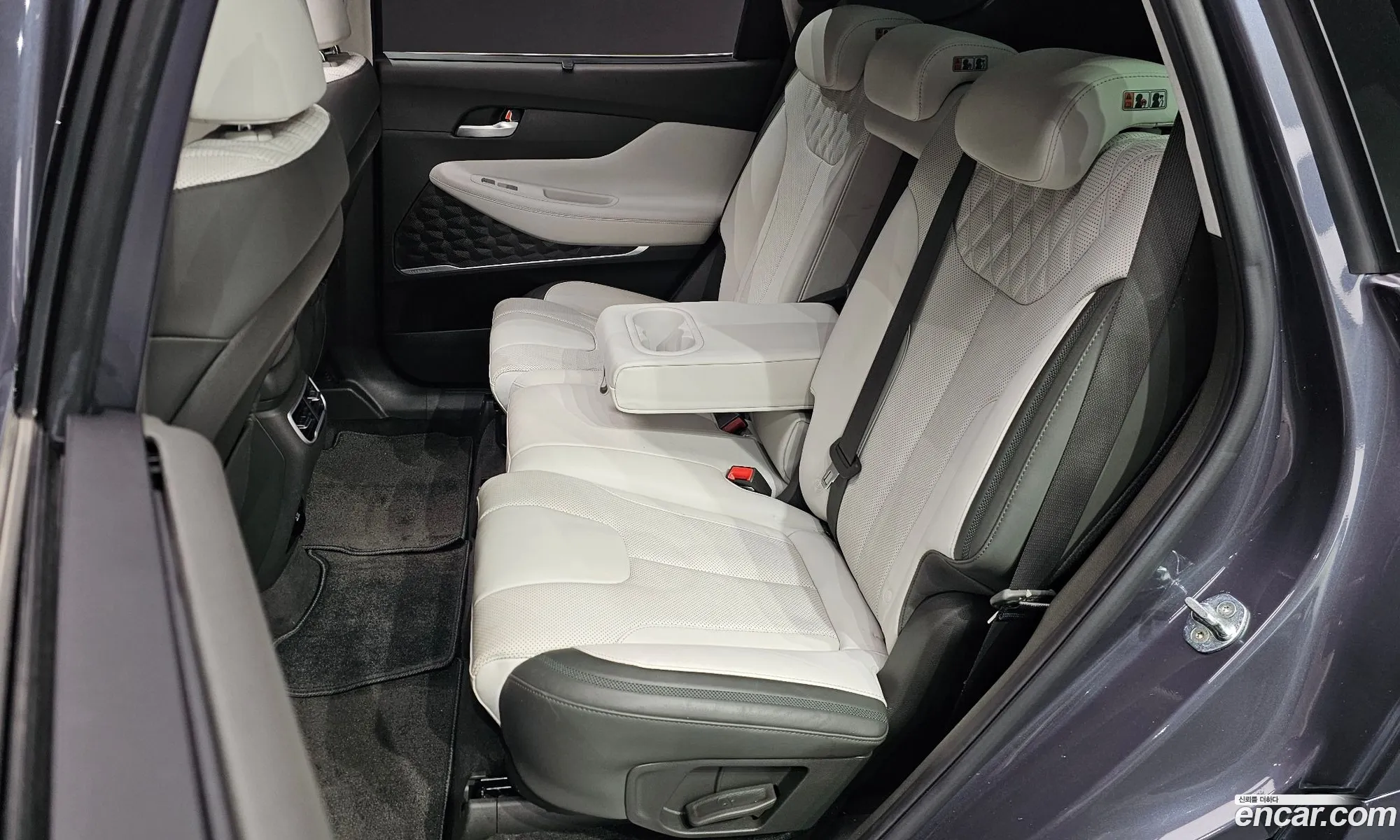 Hyundai Santa Fe 2021 — 17