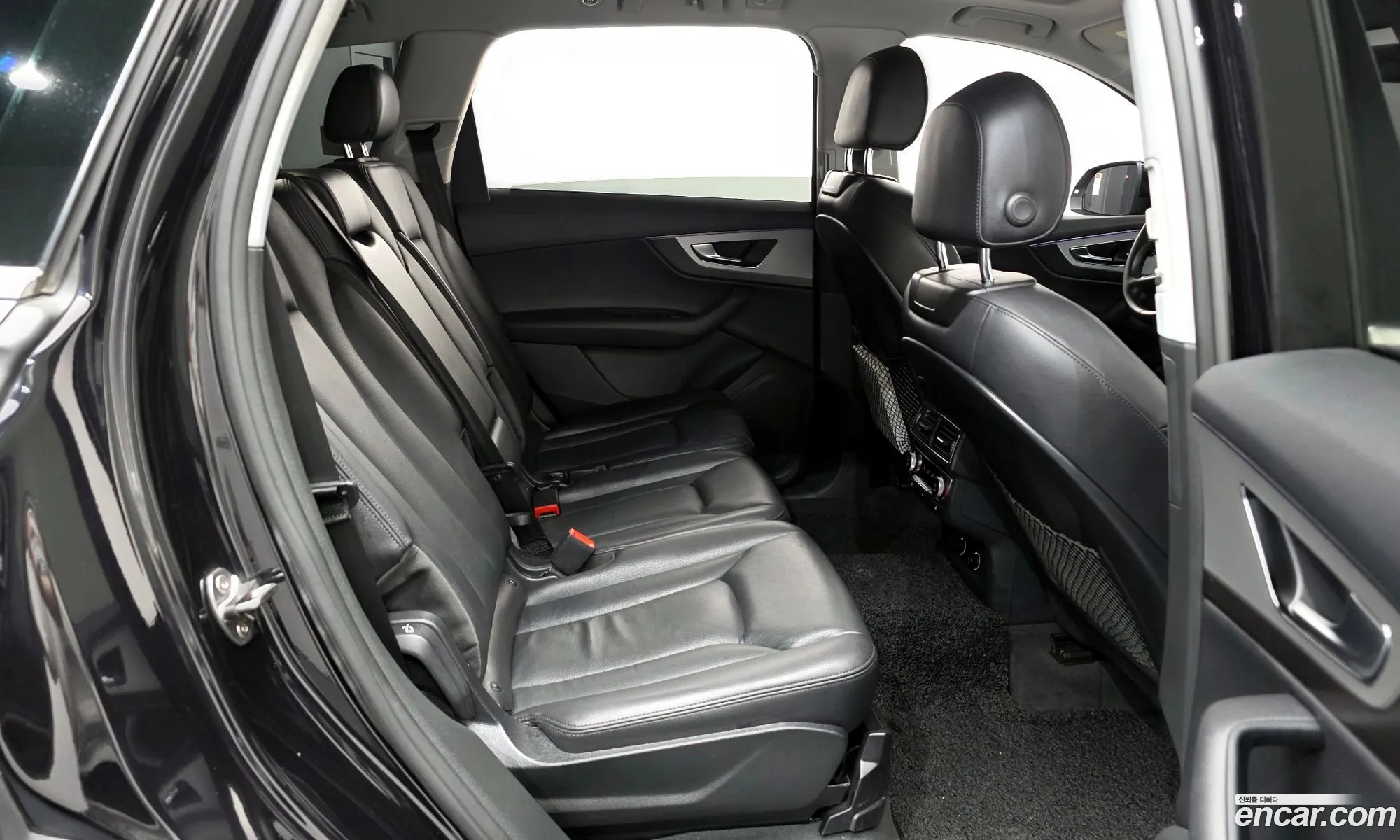 Audi Q7 2019 WAUZZZ4M6KD045483 — 2