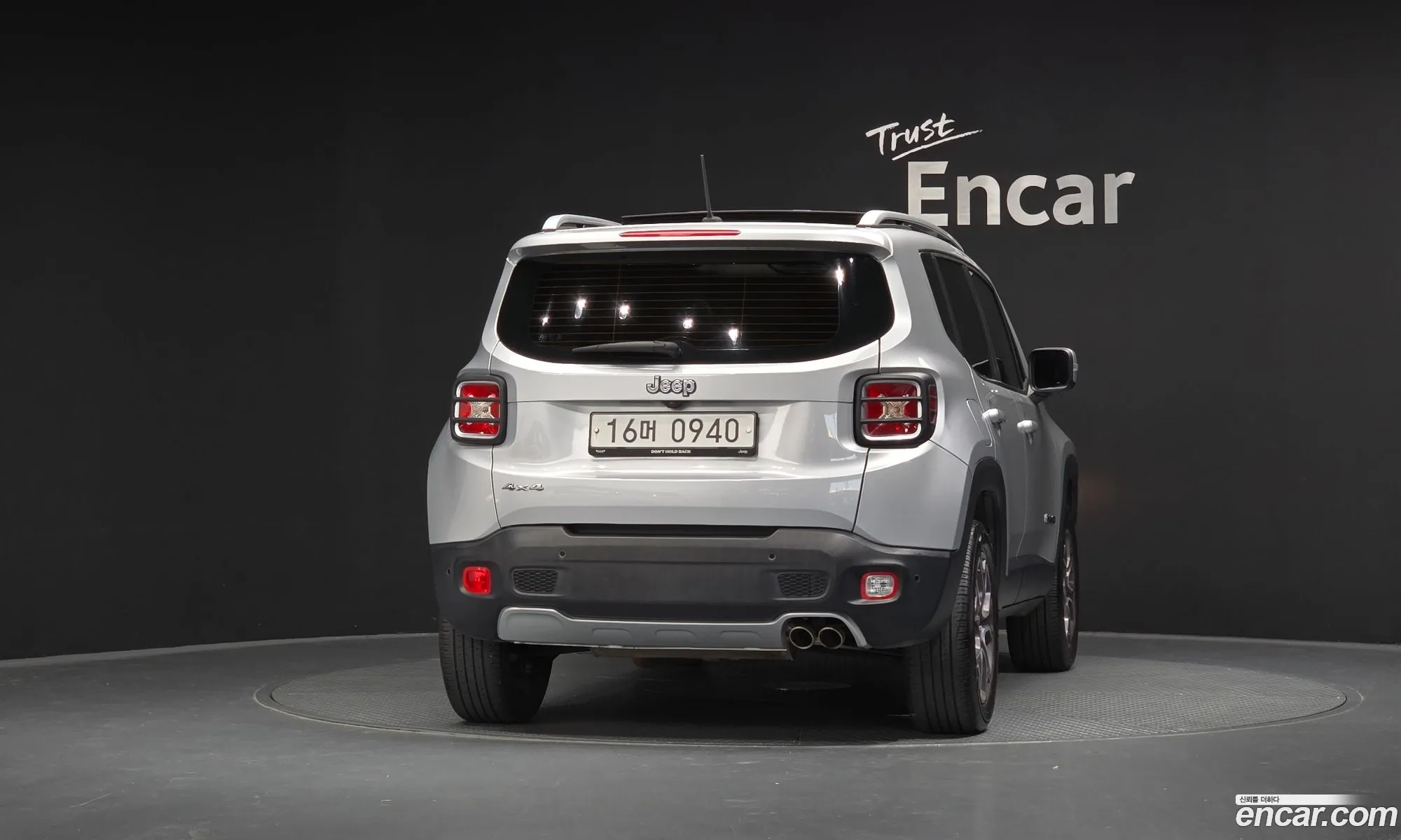 Jeep Renegade 2015 — 9