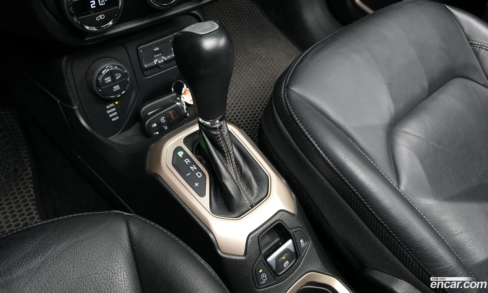 Jeep Renegade 2015 — 13