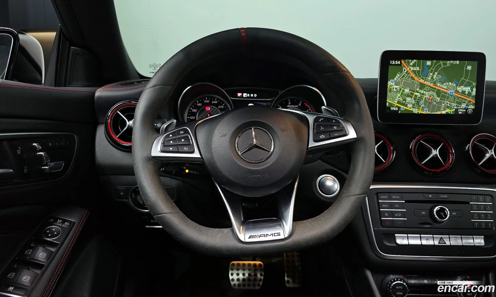 Mercedes-Benz CLA-Class C117 2018 — 17