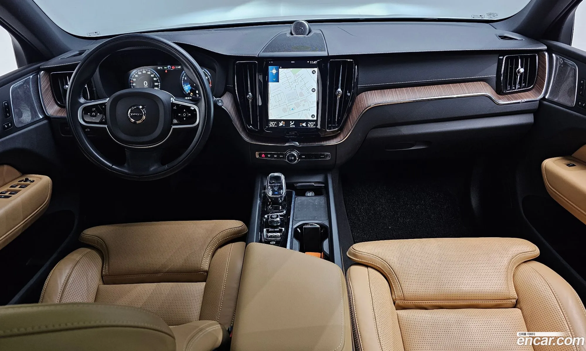 Volvo XC60 2021 — 5