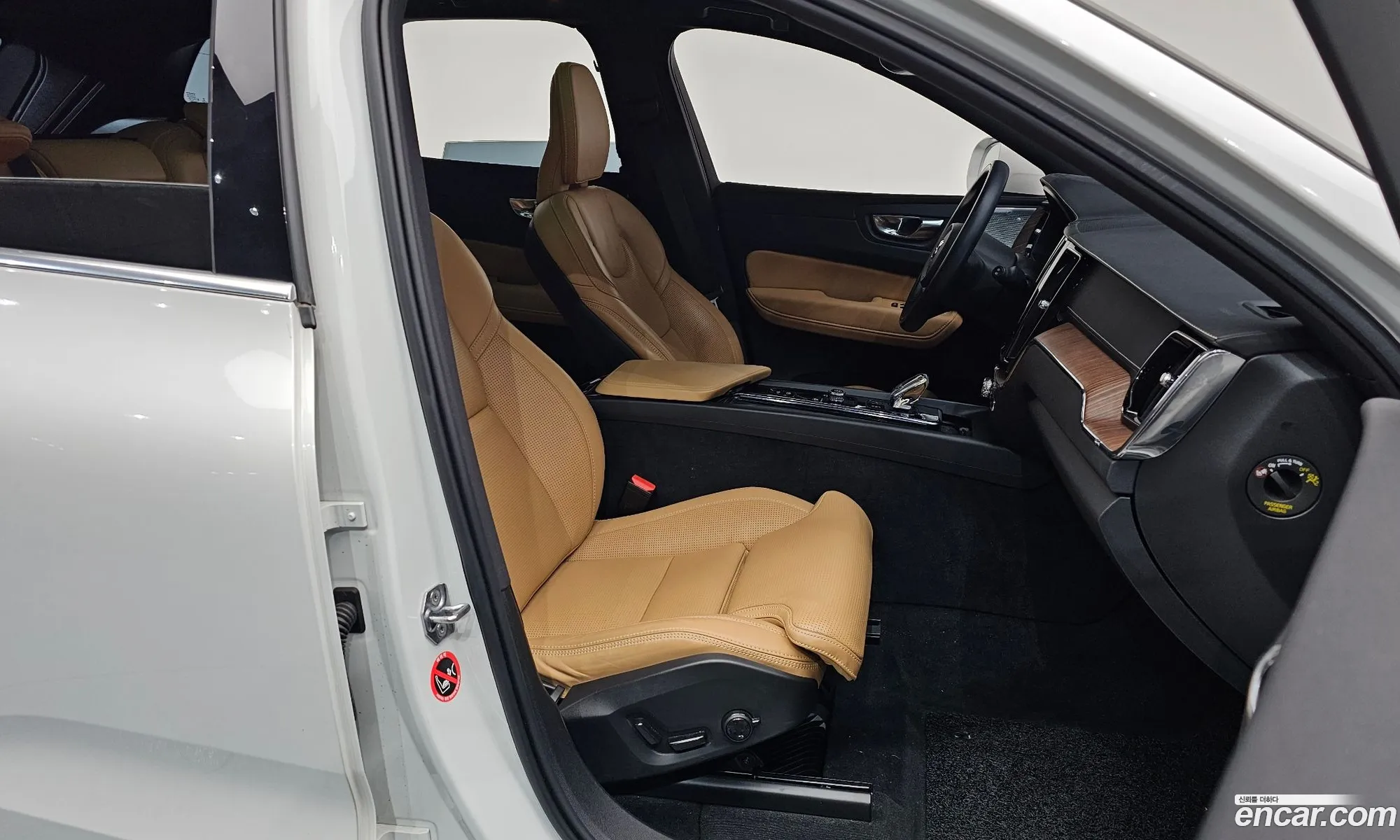 Volvo XC60 2021 — 20