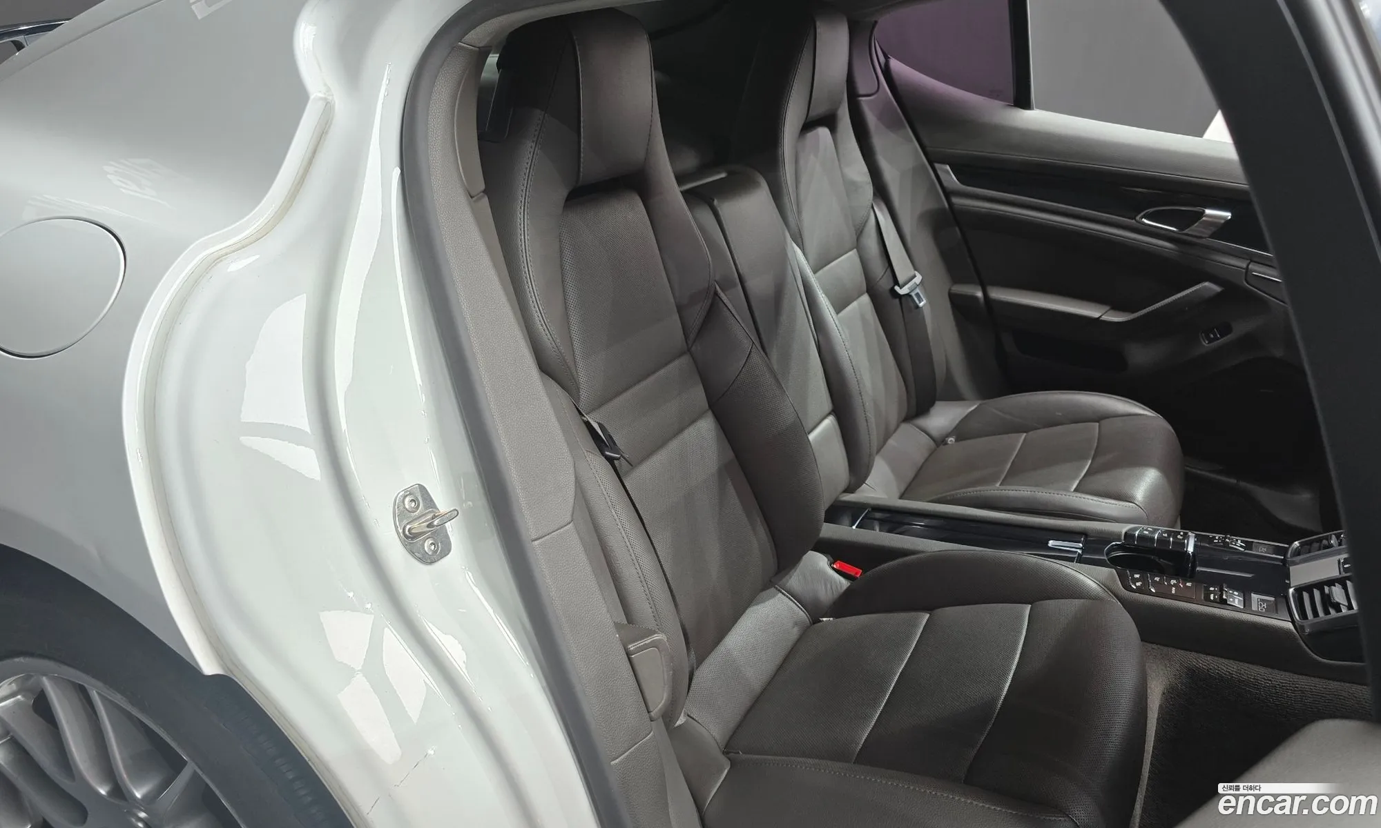 Porsche Panamera 2015 — 12