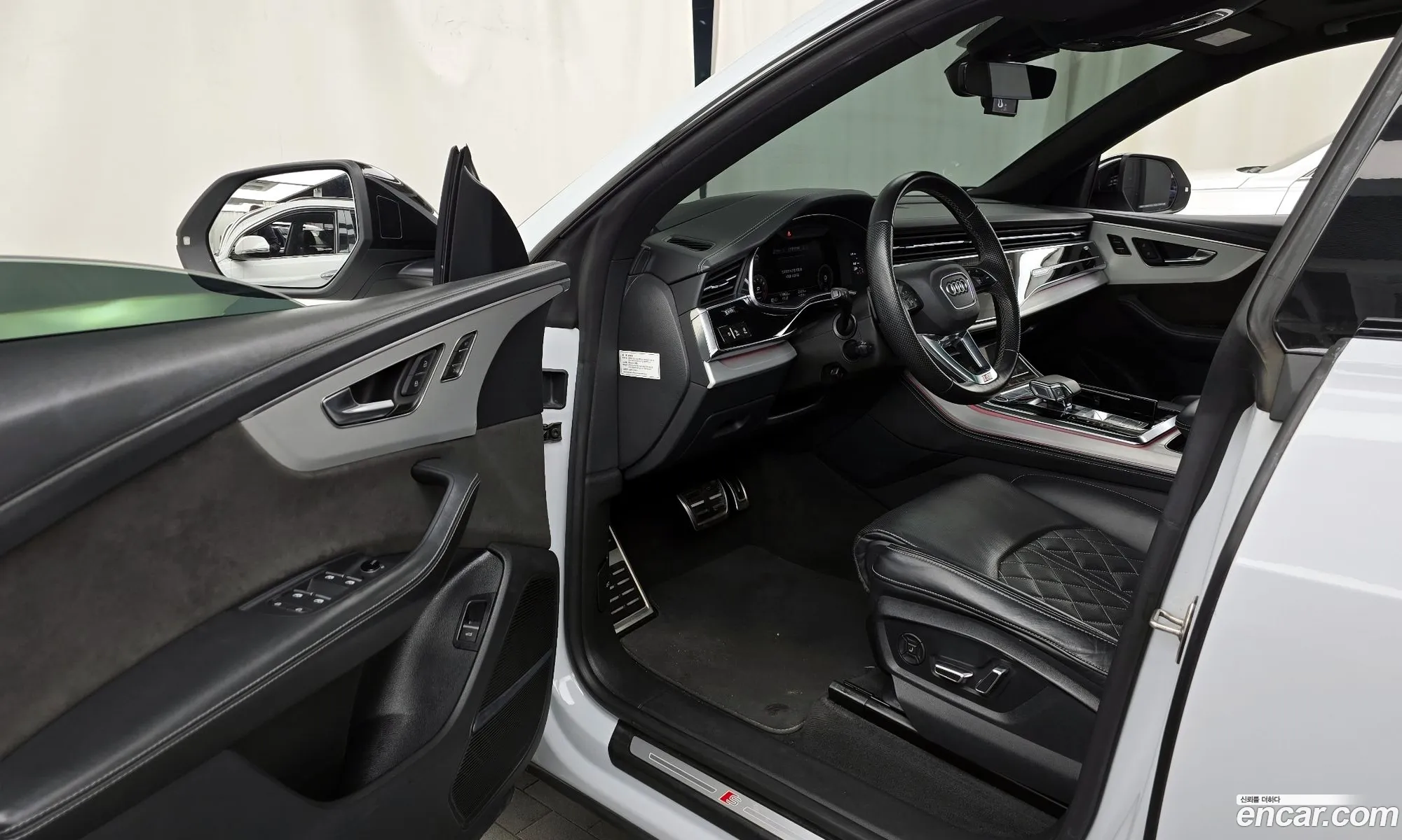 Audi Q8 2021 — 12
