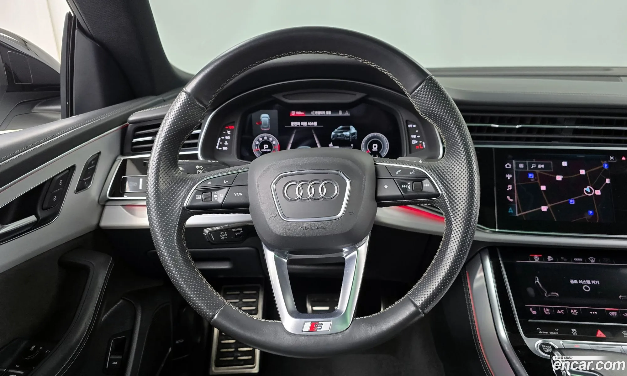 Audi Q8 2021 — 19