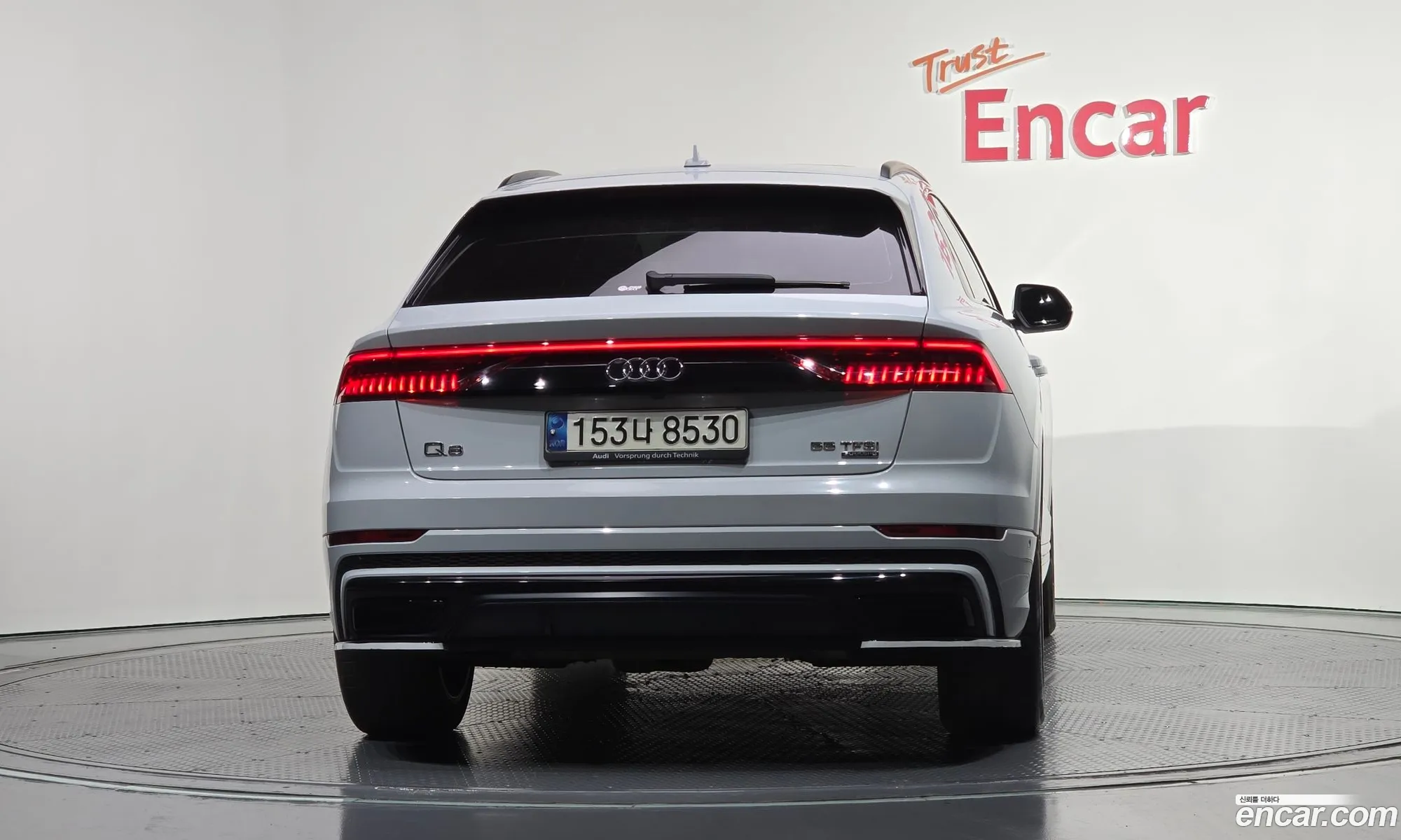 Audi Q8 2021 — 9