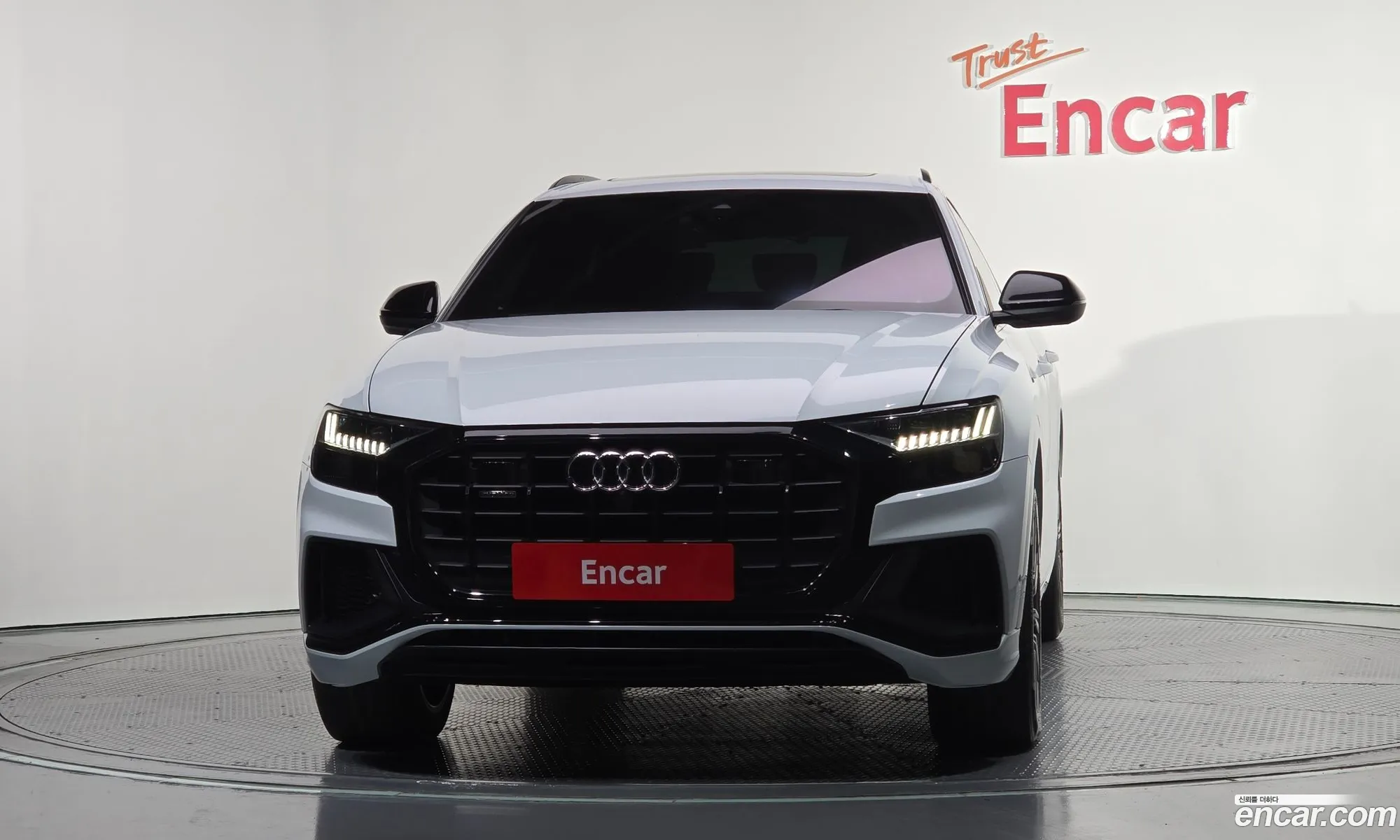 Audi Q8 2021 — 16