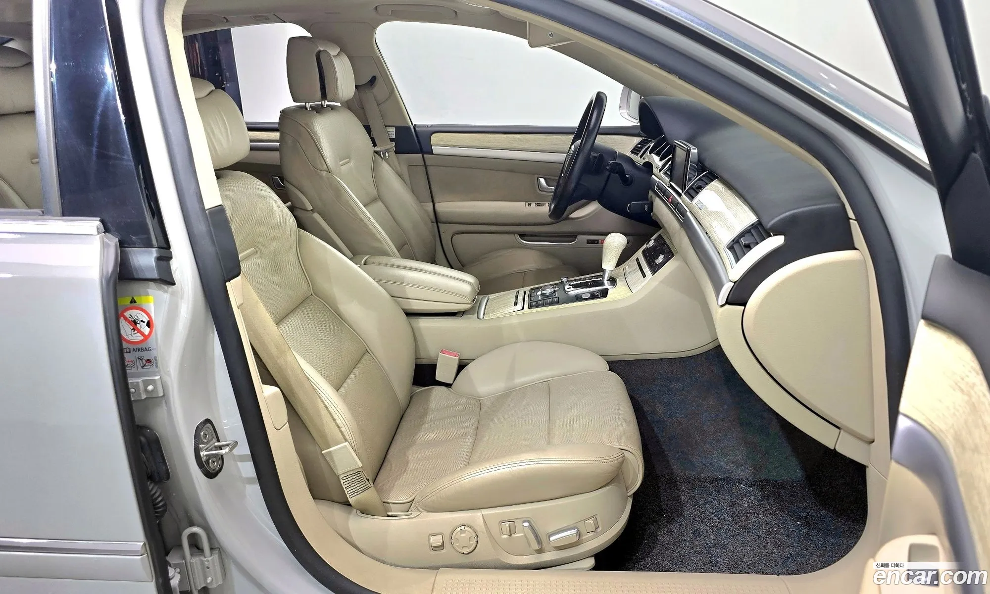 Audi A8 2009 WAUZZZ4E5AN001086 — 15