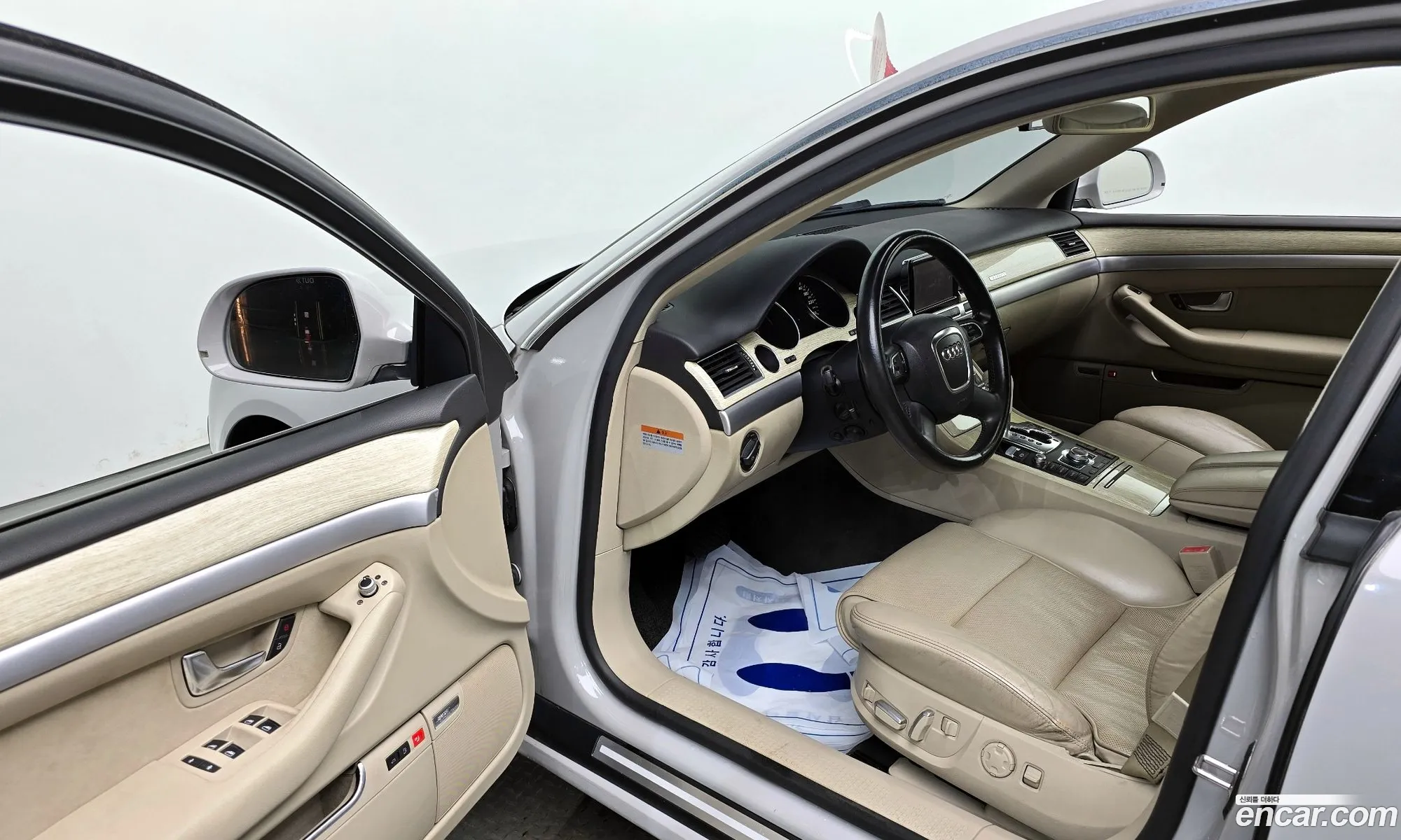 Audi A8 2009 WAUZZZ4E5AN001086 — 18