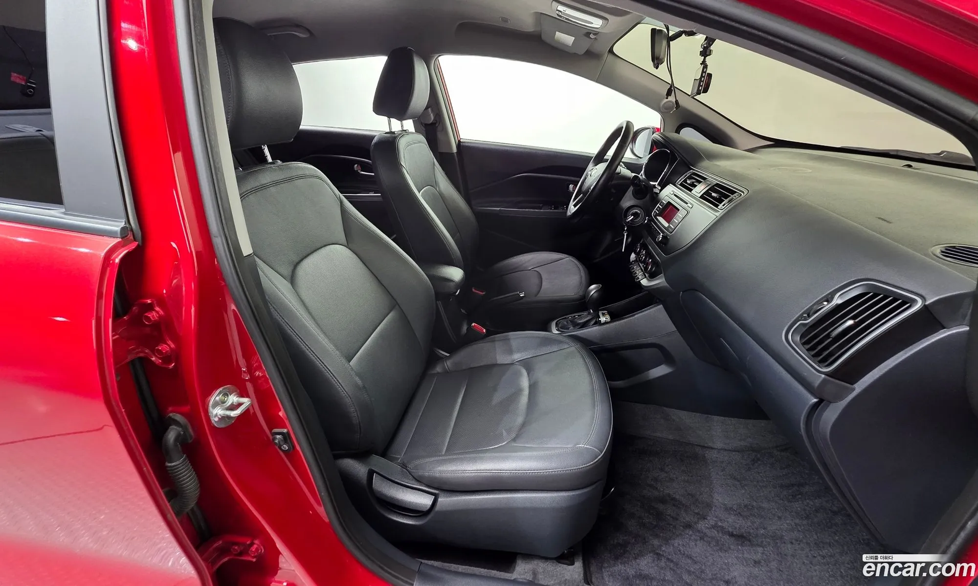 Kia Pride 2015 — 18