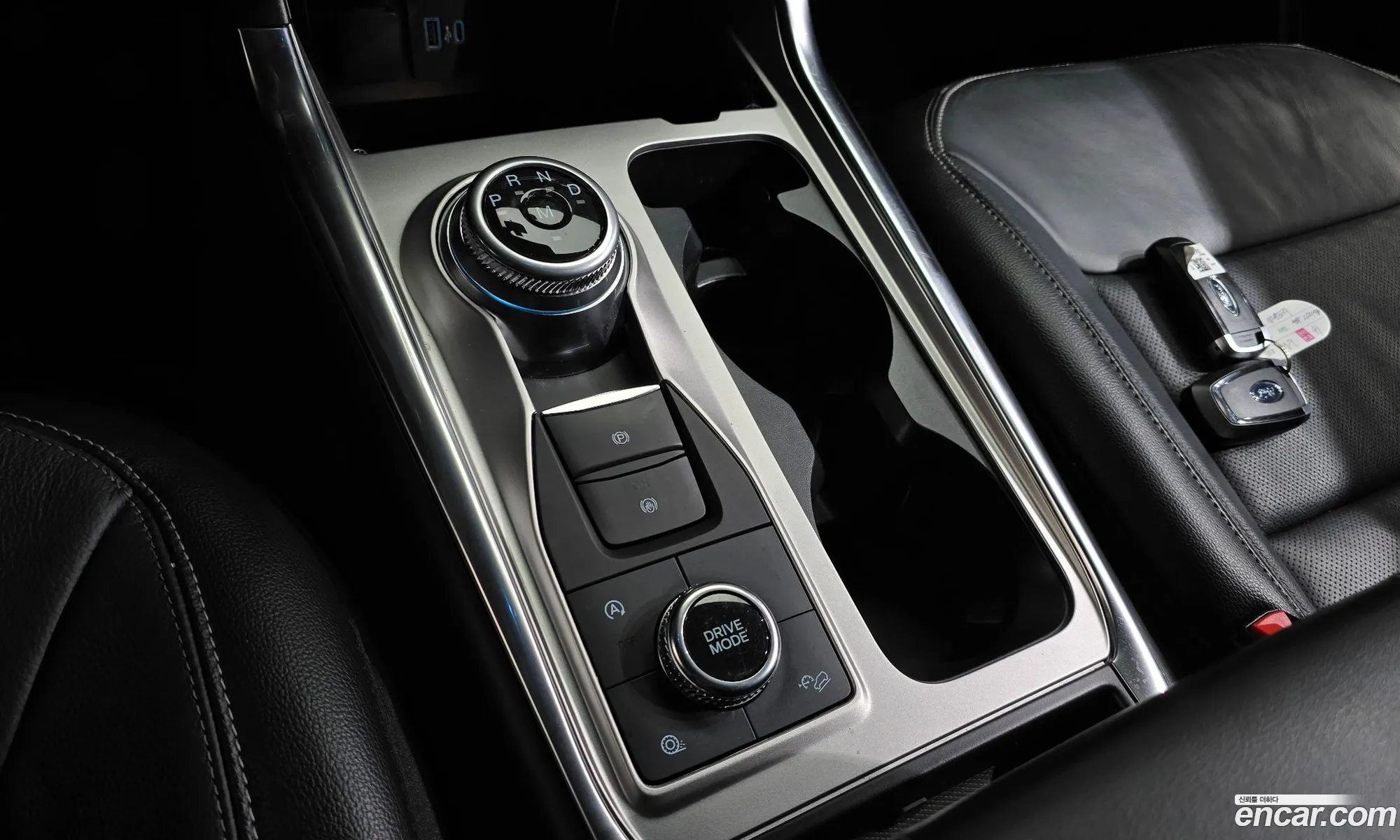 Ford Explorer 6th Gen 2020 1FMSK8FH8LGB17394 — 13