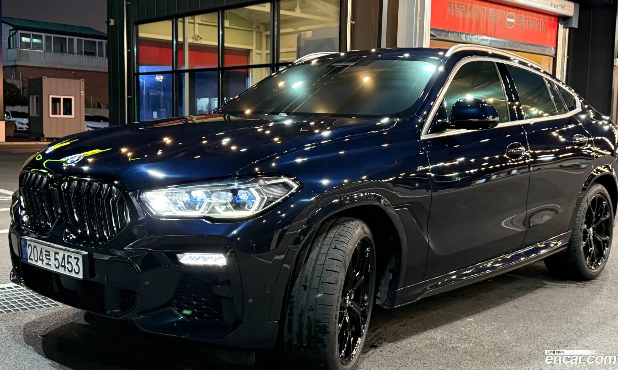 BMW X6 2021 — 14