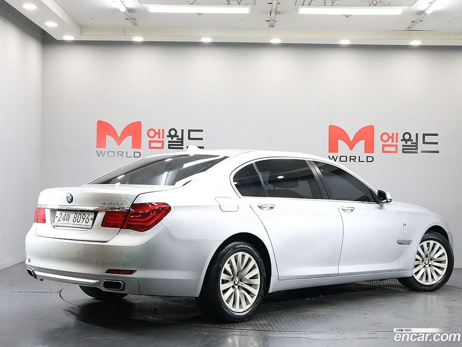 BMW 7 Series 2009 — 11
