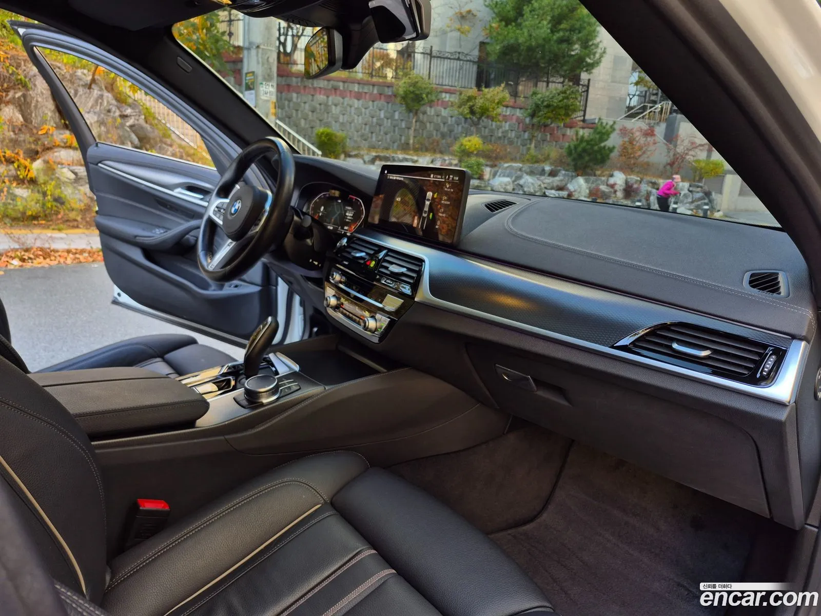BMW 5 Series 2022 — 13