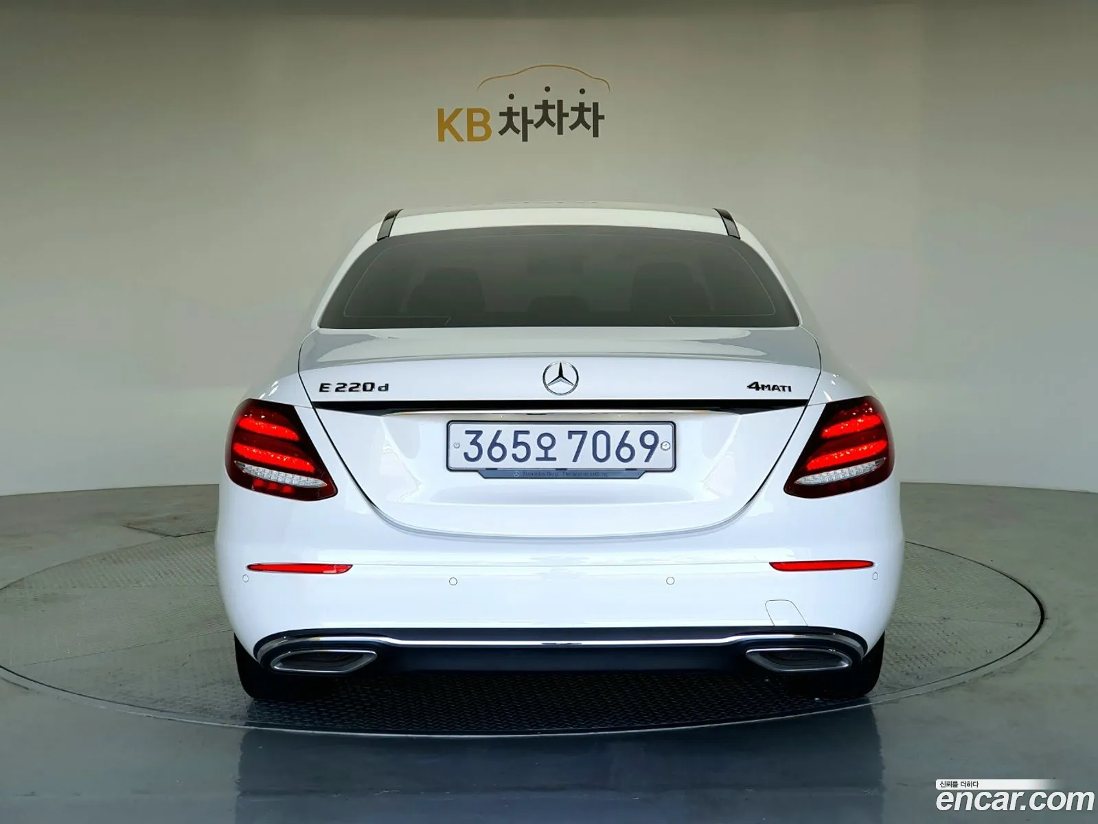 Mercedes-Benz E-Class W213 2018 — 3