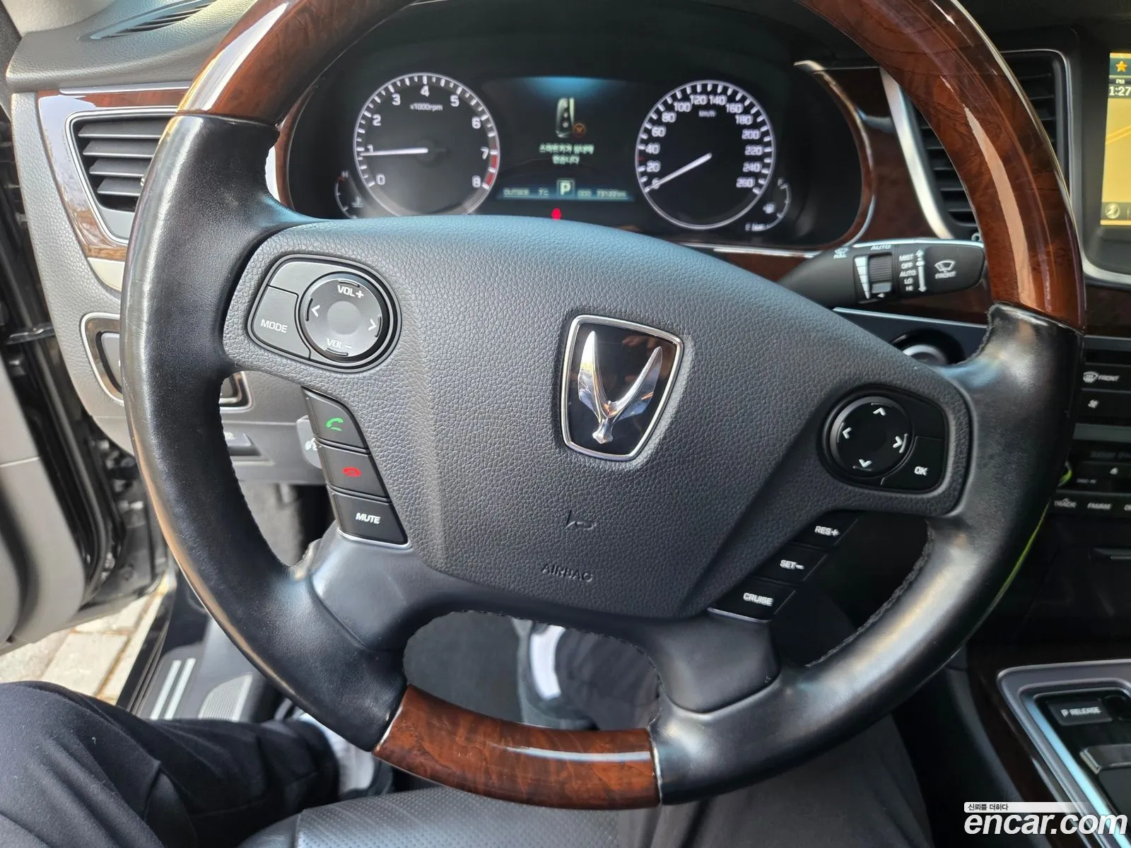 Hyundai Equus 2014 — 9