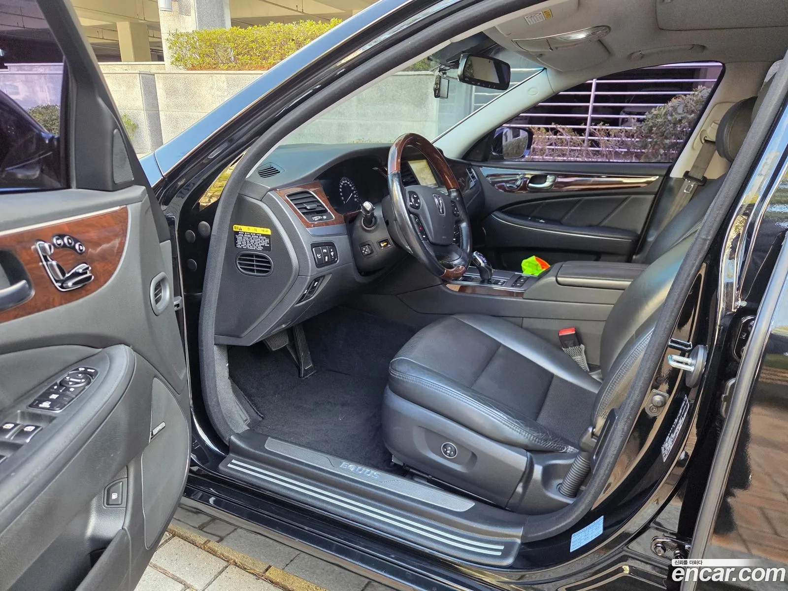 Hyundai Equus 2014 — 3