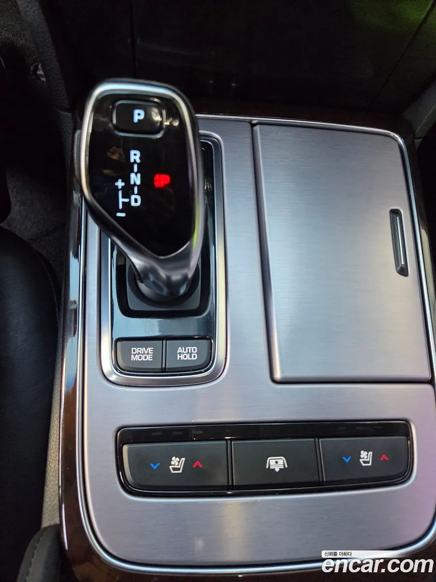 Hyundai Equus 2014 — 15
