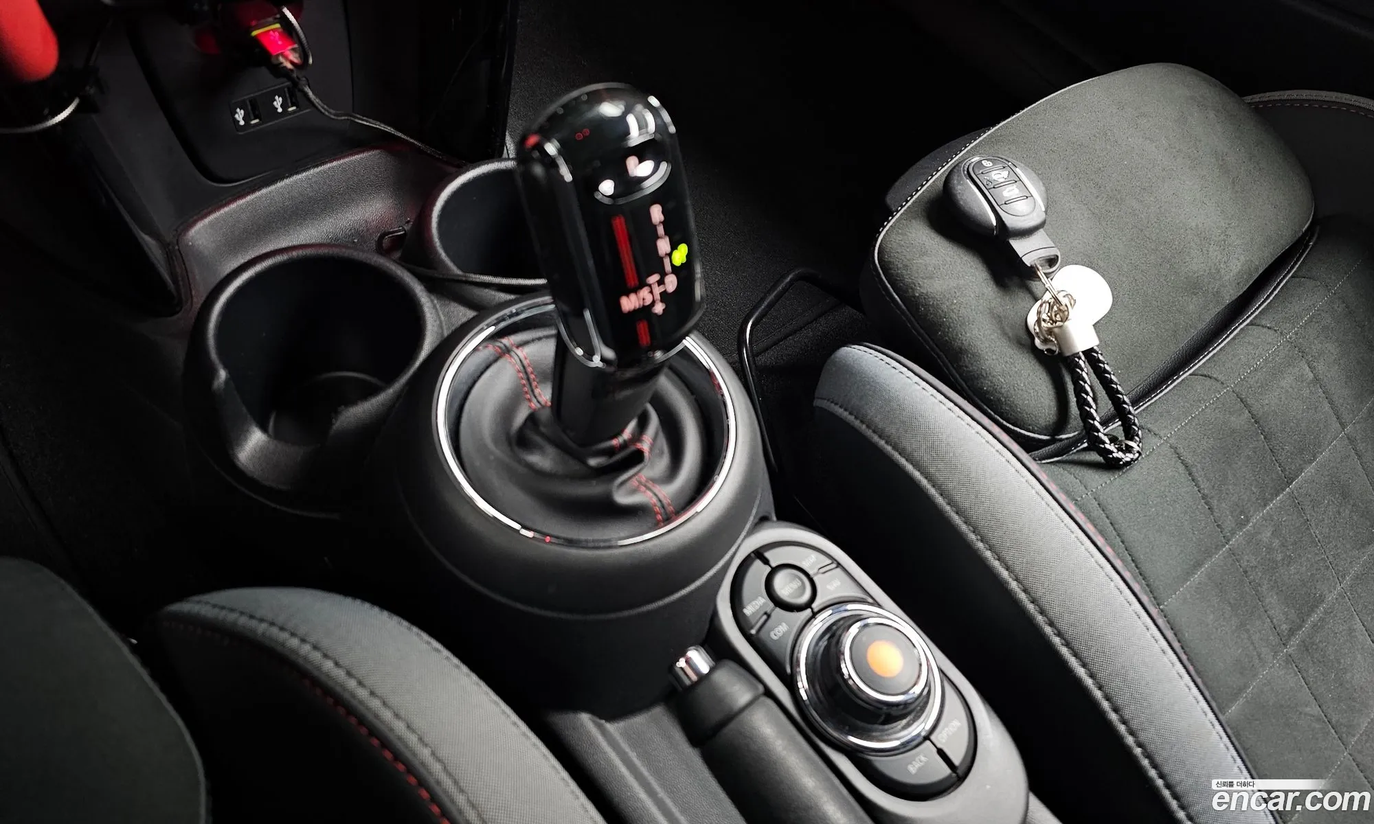 Mini Cooper S 2020 WMWXY9100L2L90646 — 18
