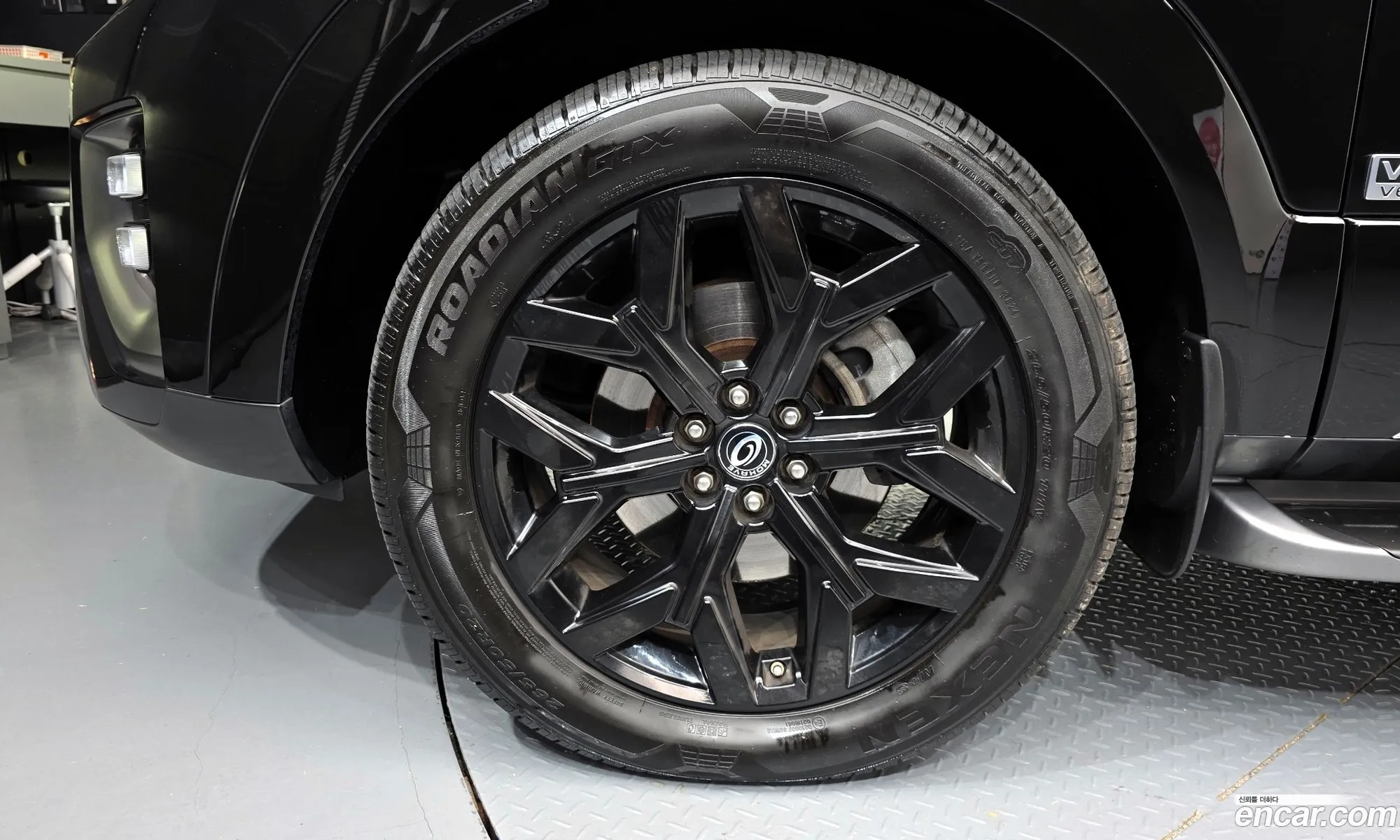 Kia Mohave the Master 2020 KNAKN814DLA202401 — 12