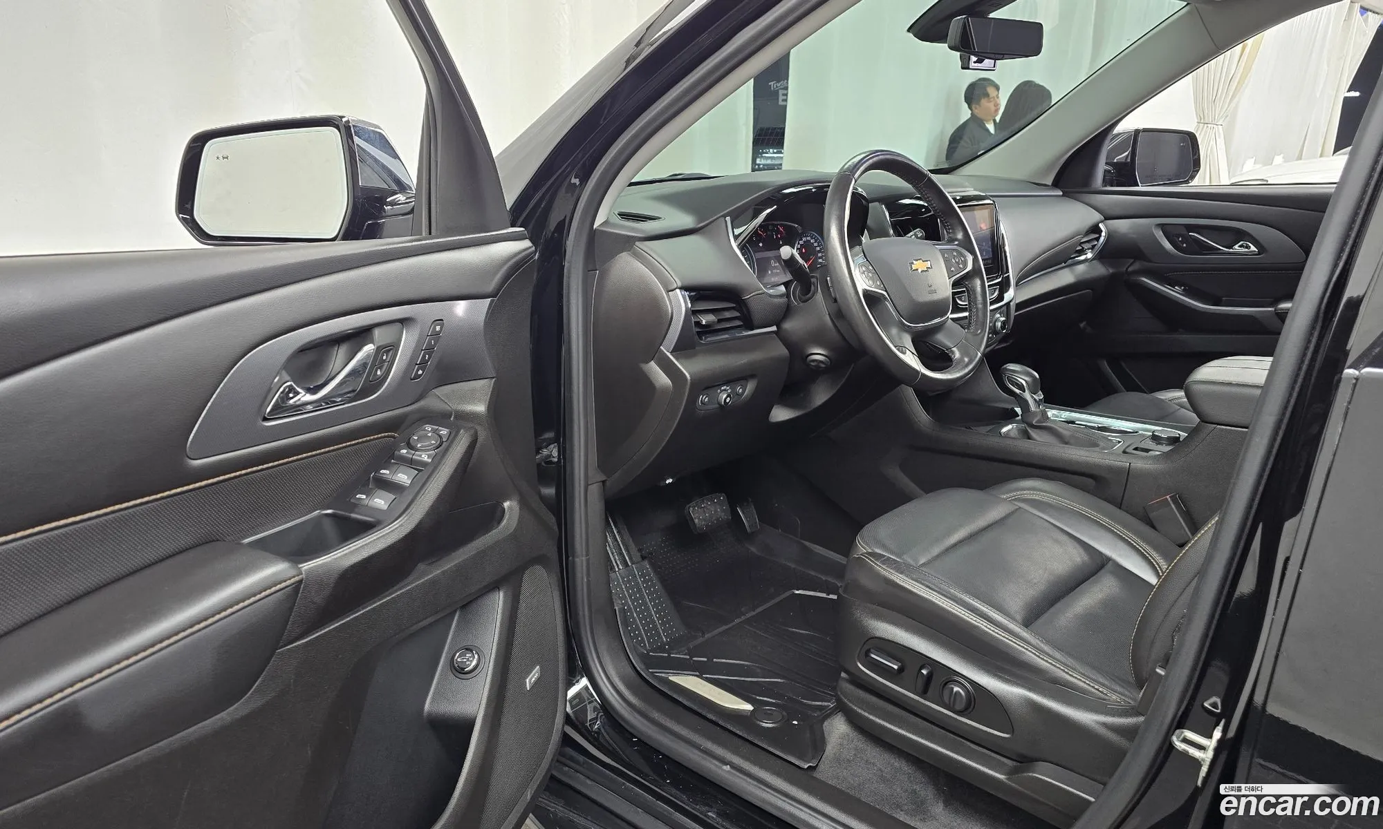 Chevrolet (GM Daewoo) Traverse 2021 — 9