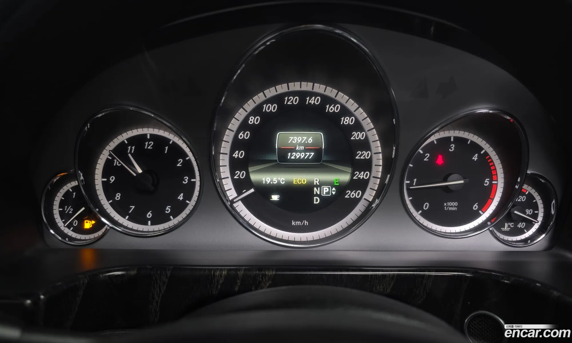 Mercedes-Benz E-Class W212 2013 WDDHF0CB2DA708772 — 2