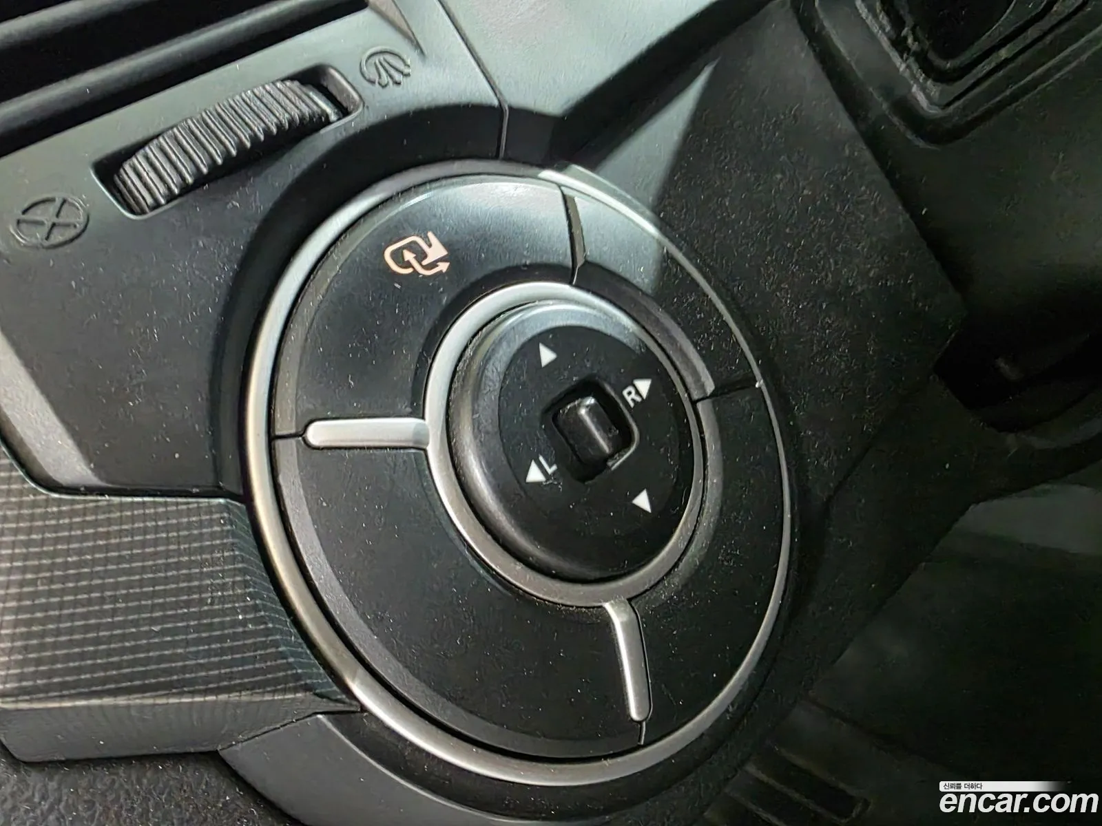 KG Mobility (SsangYong) Kyron 2010 — 18