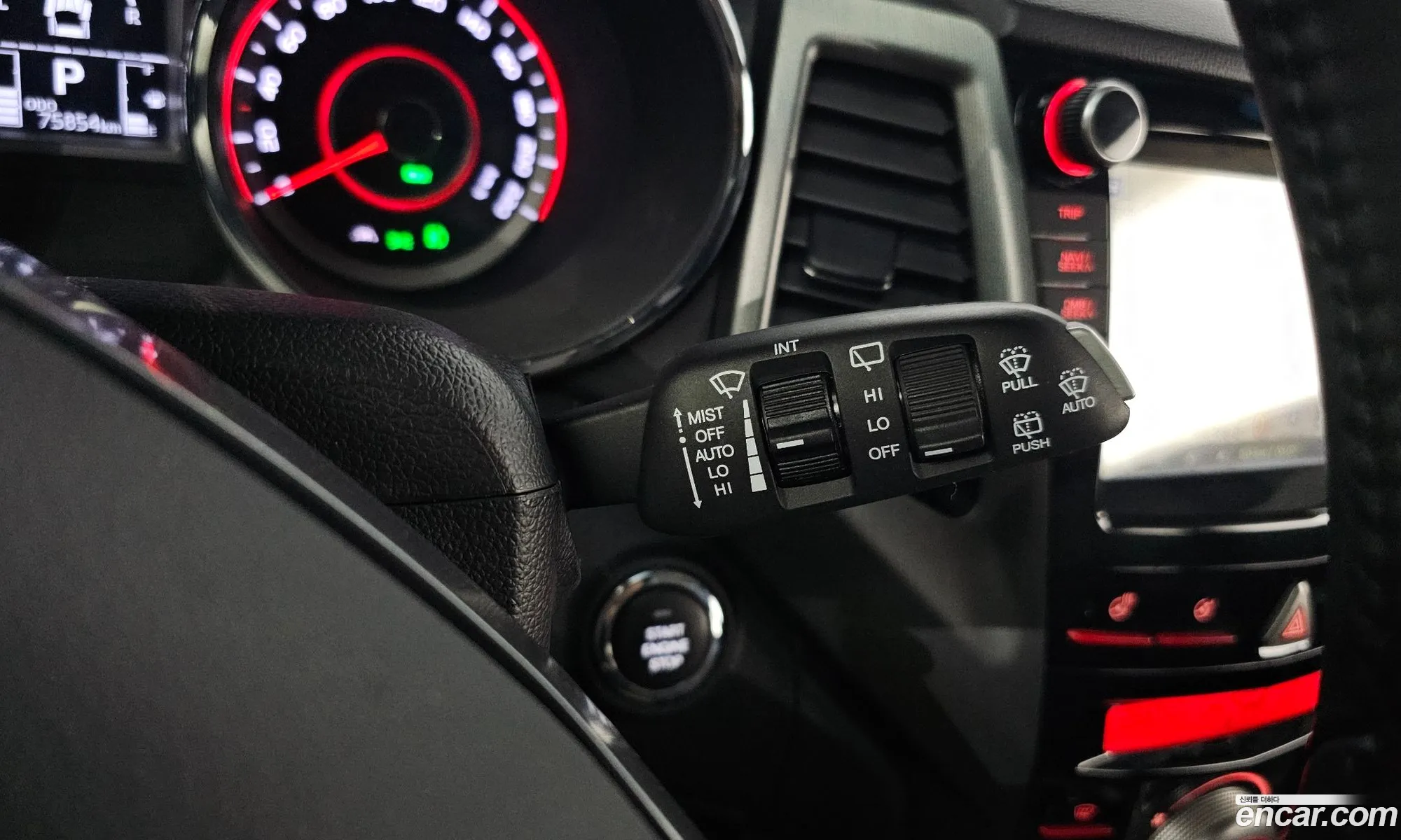 KG Mobility (SsangYong) Tivoli Armour 2017 — 14