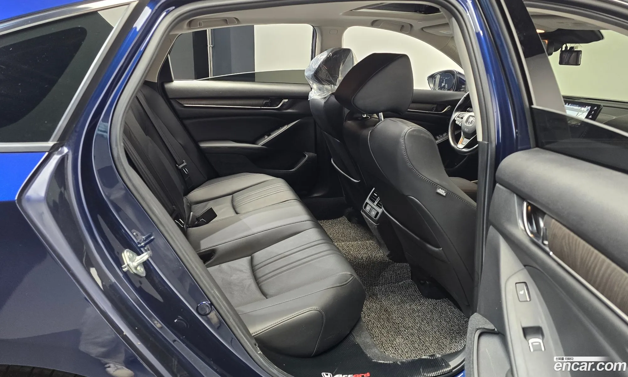 Honda Accord 10th Gen 2021 — 8