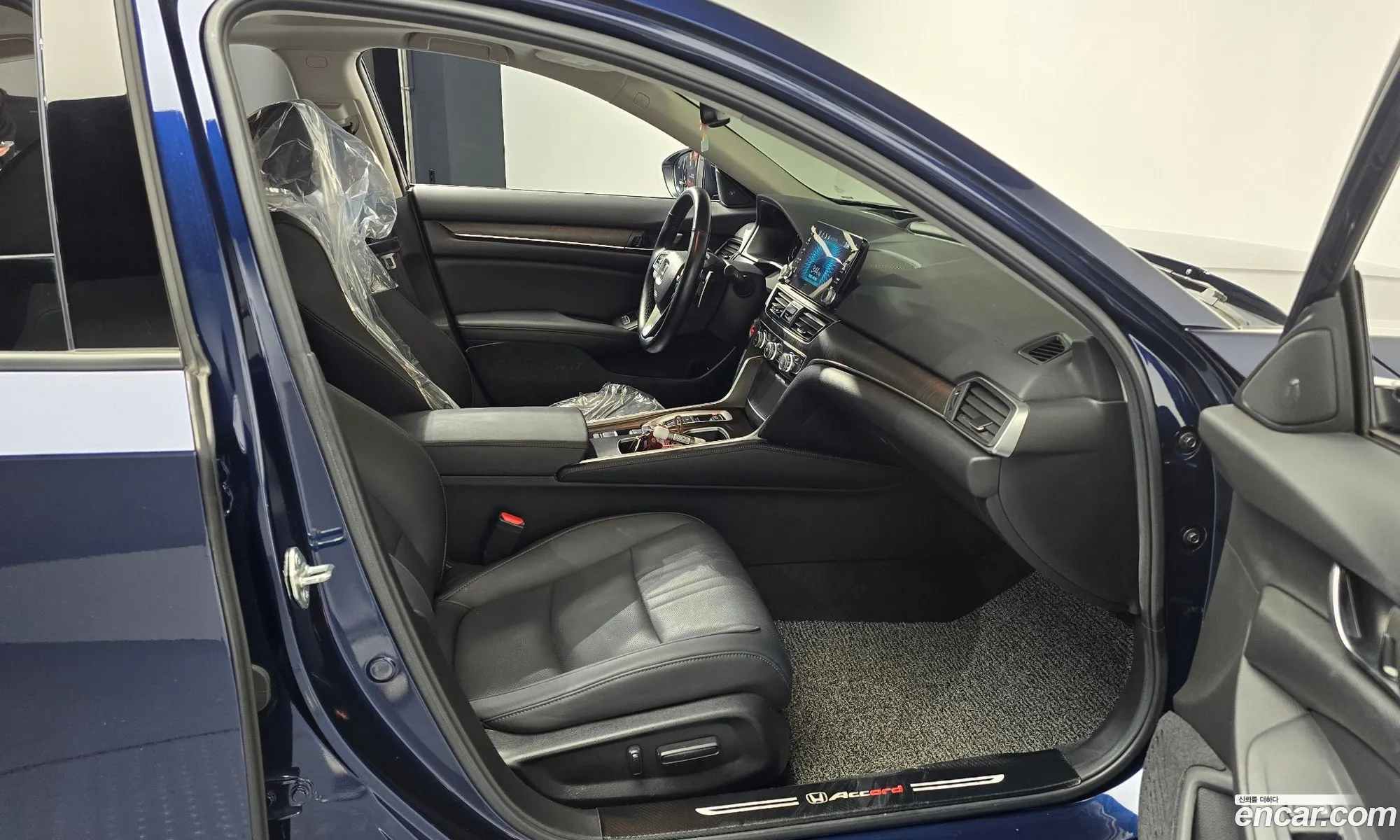 Honda Accord 10th Gen 2021 — 6